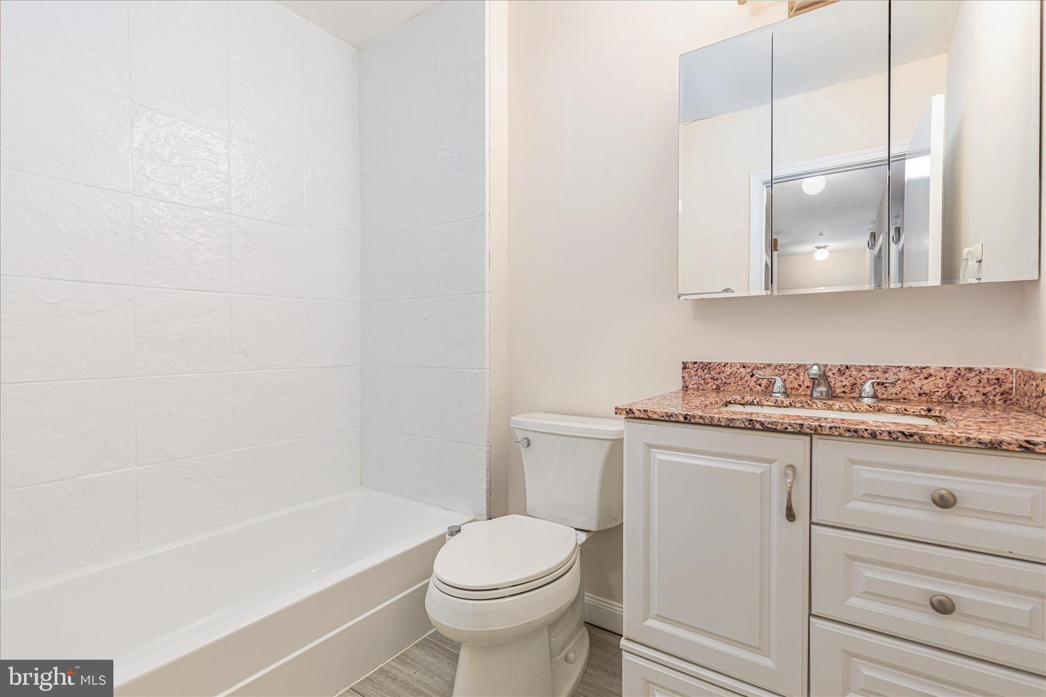 LAFAYETTE PARK WEST - Residential