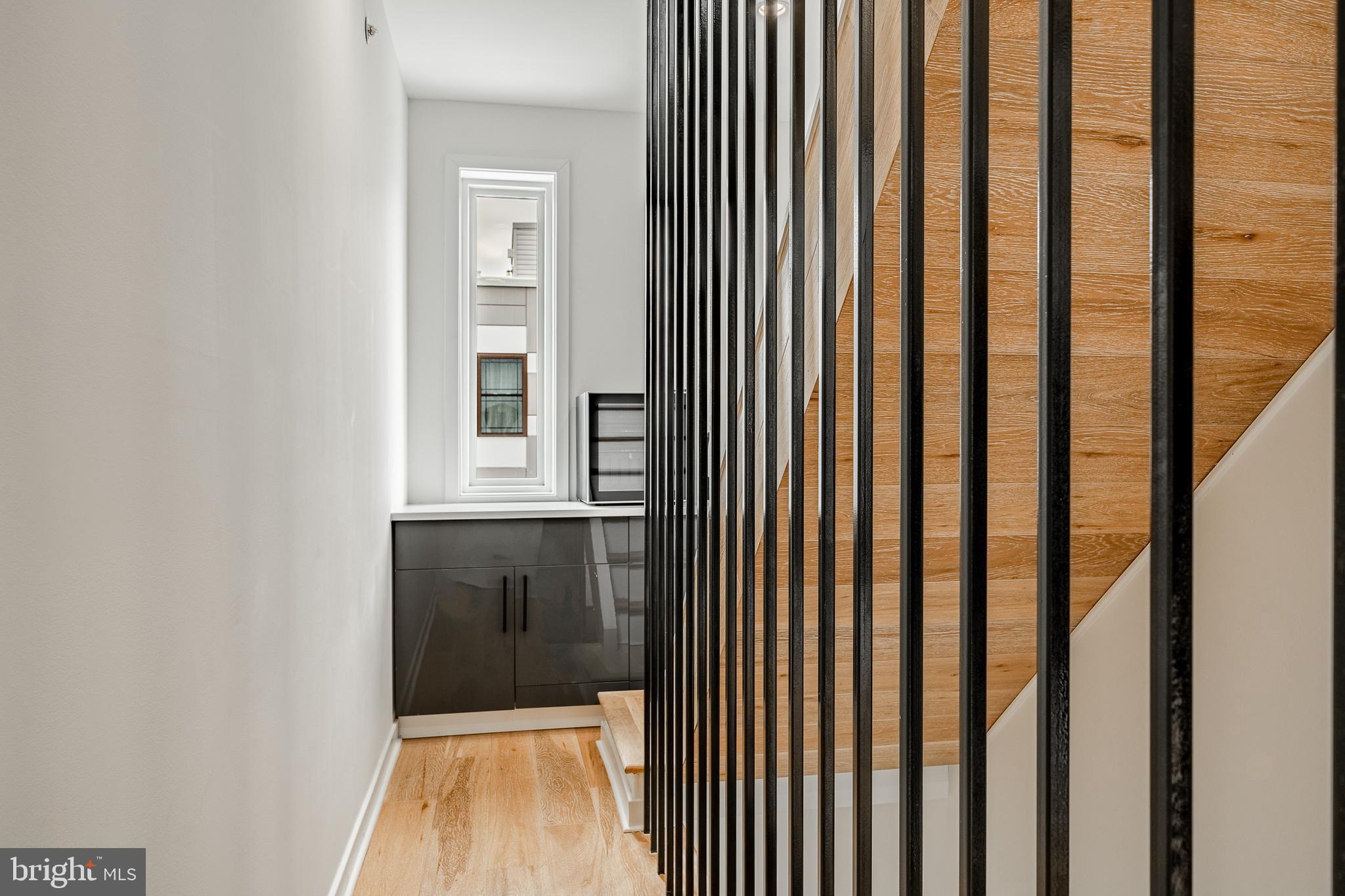 POINT BREEZE - Residential