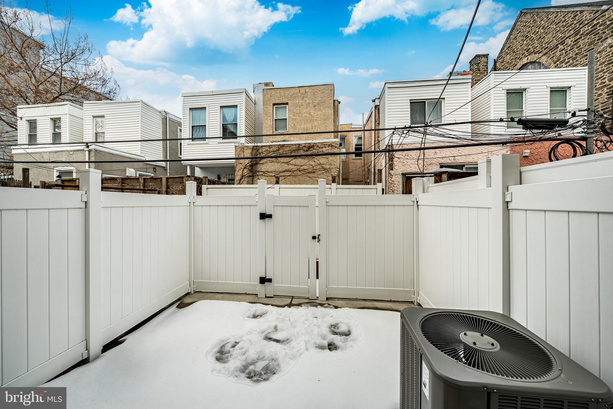 POINT BREEZE - Residential