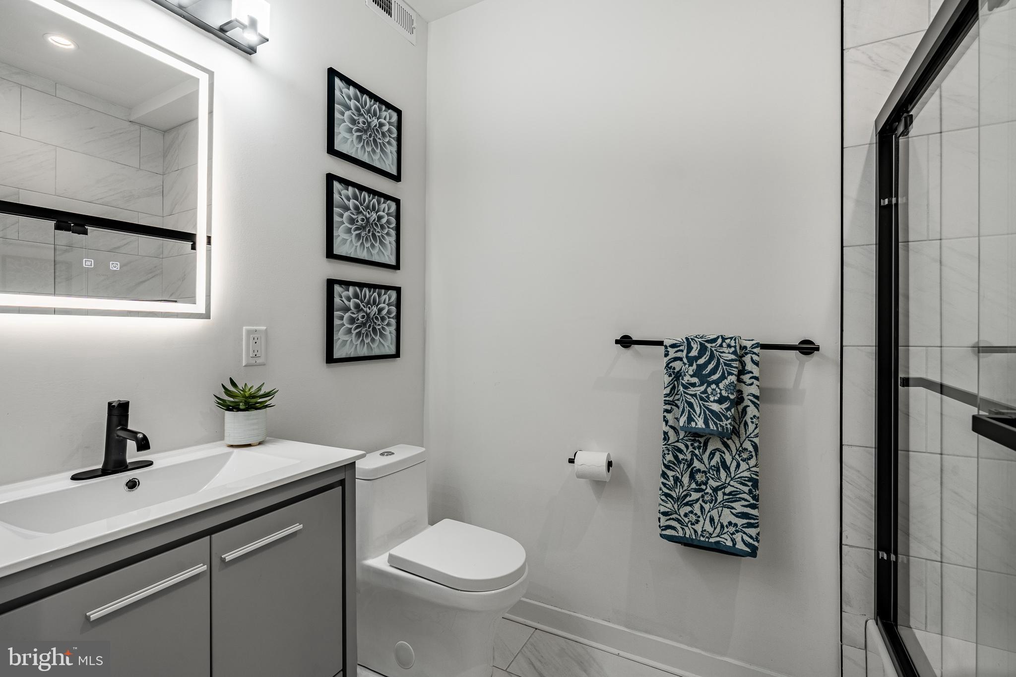 POINT BREEZE - Residential