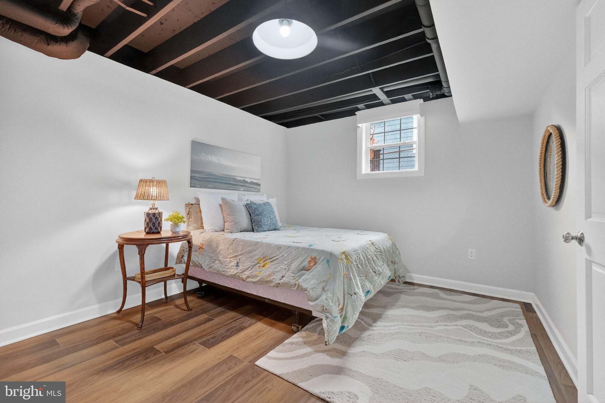 WEST ANNAPOLIS - Residential