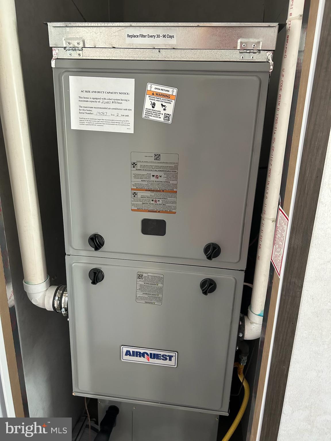 MIDLAND PARK - Residential