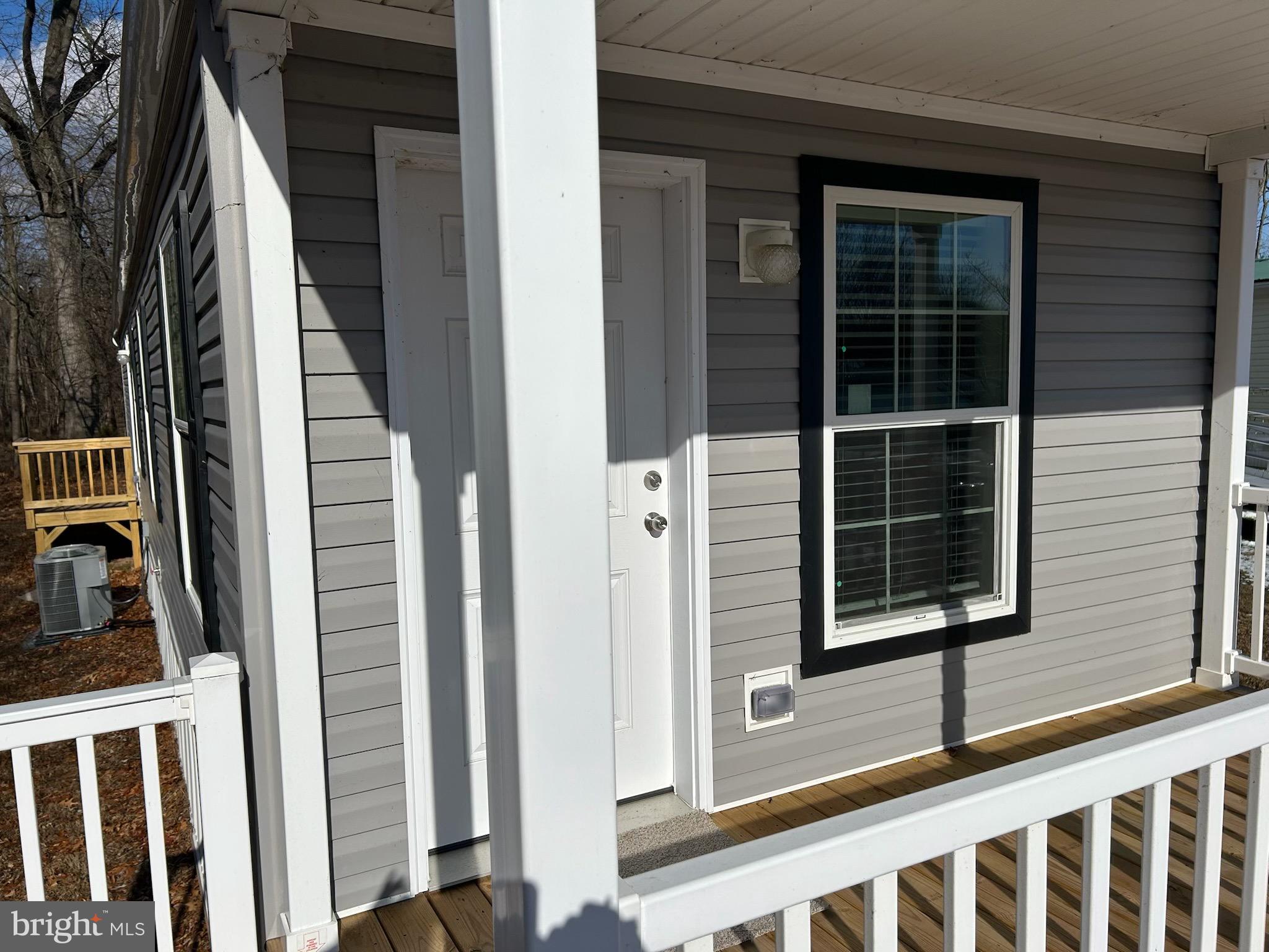 MIDLAND PARK - Residential