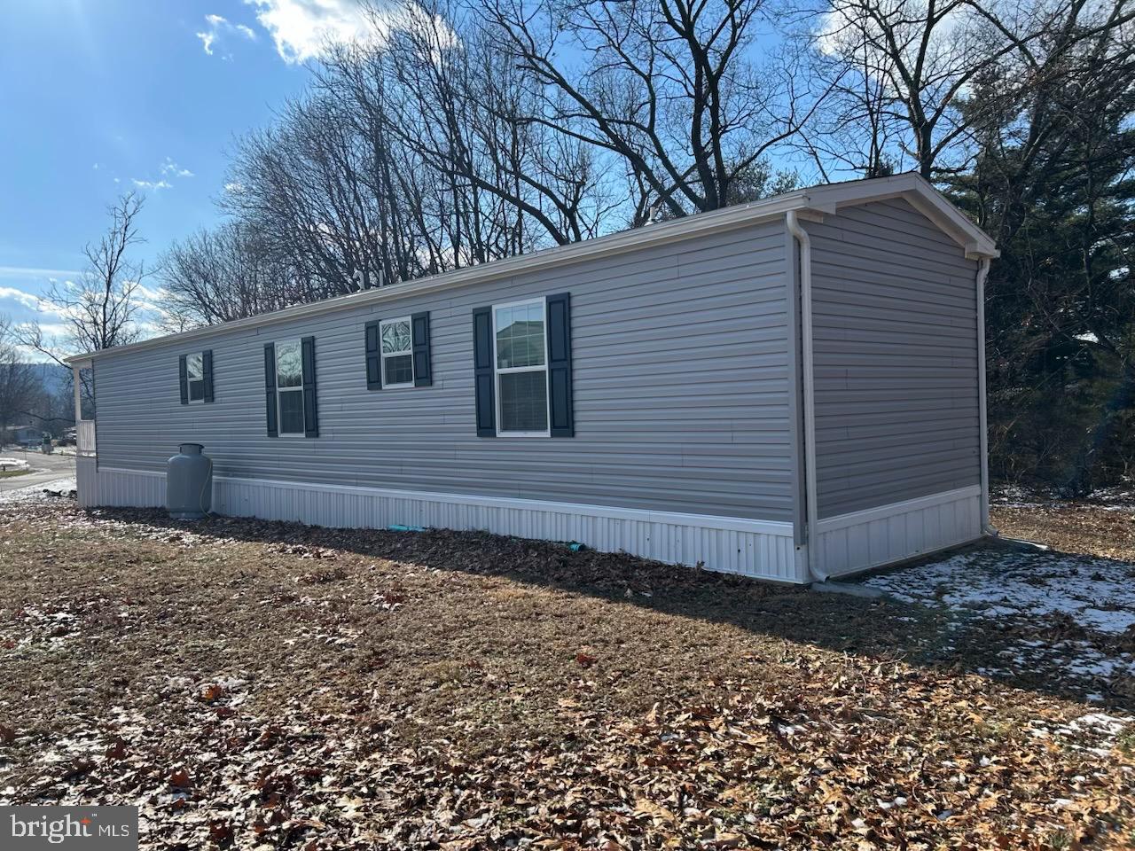 MIDLAND PARK - Residential