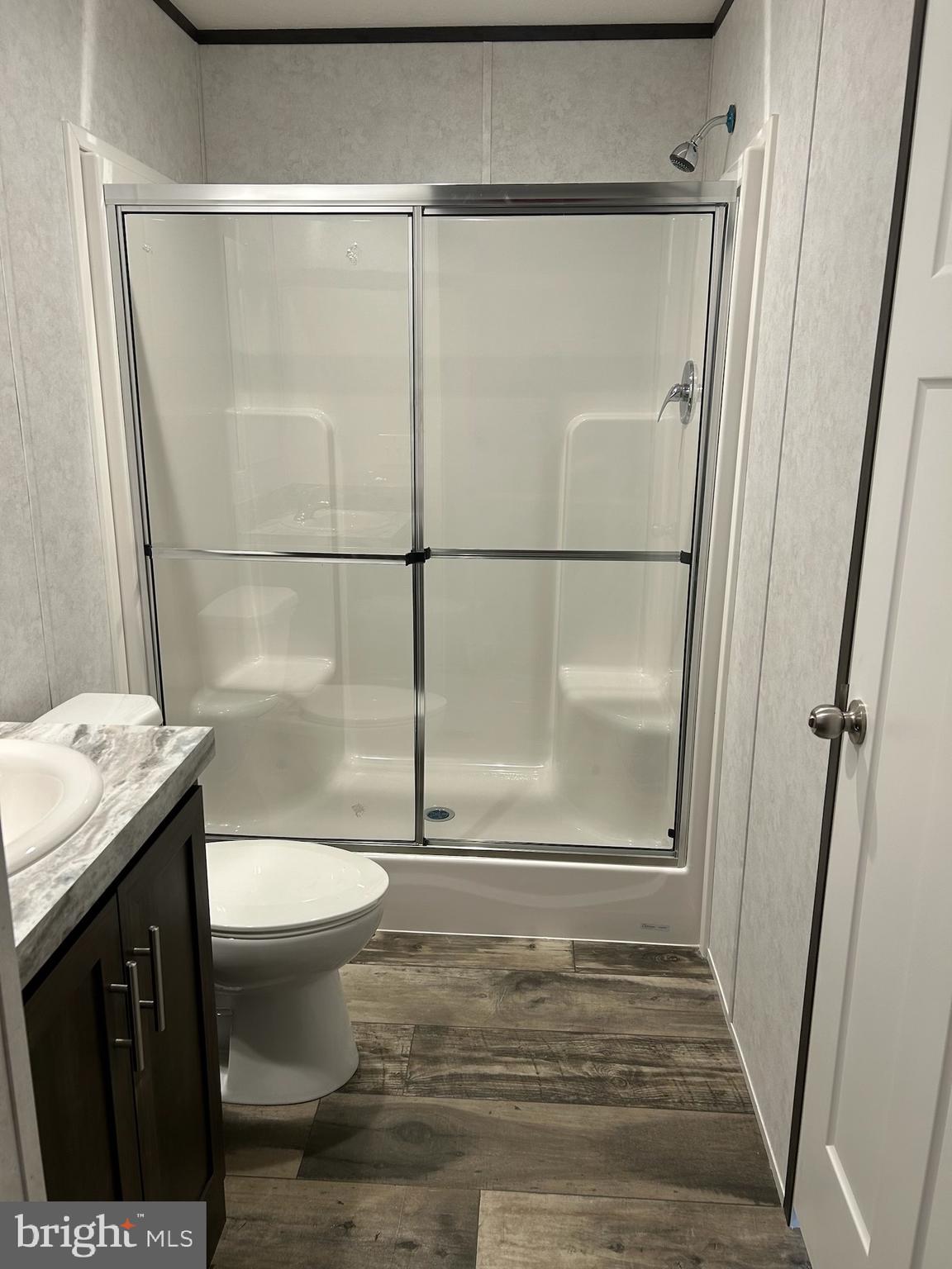 MIDLAND PARK - Residential