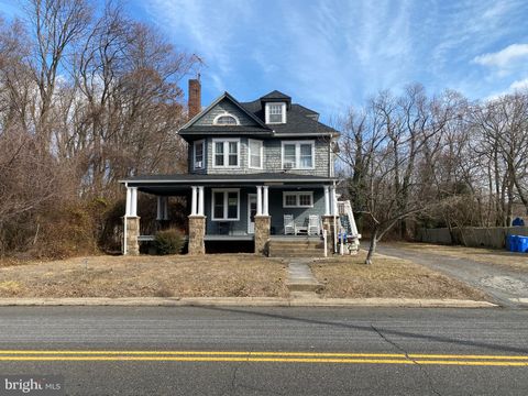 718 WOODLANE ROAD BEVERLY NJ 08010