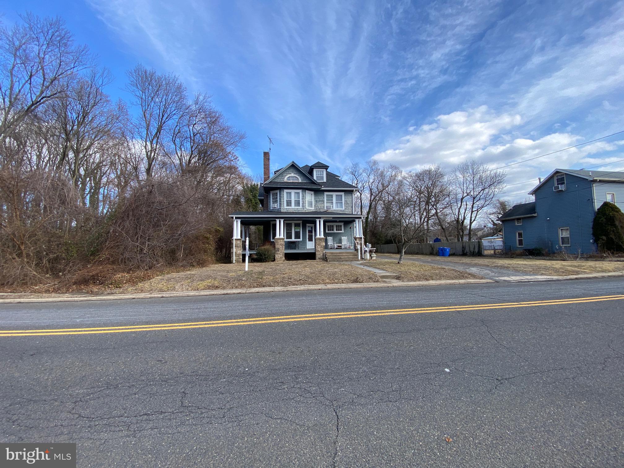718 WOODLANE ROAD