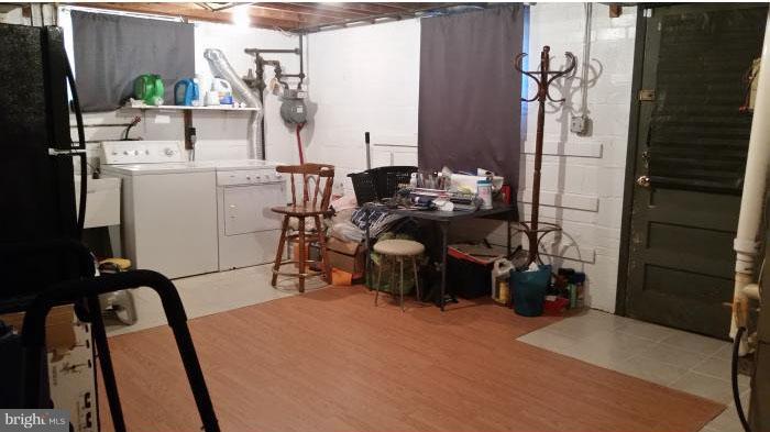 MARLOW HEIGHTS - Residential Lease