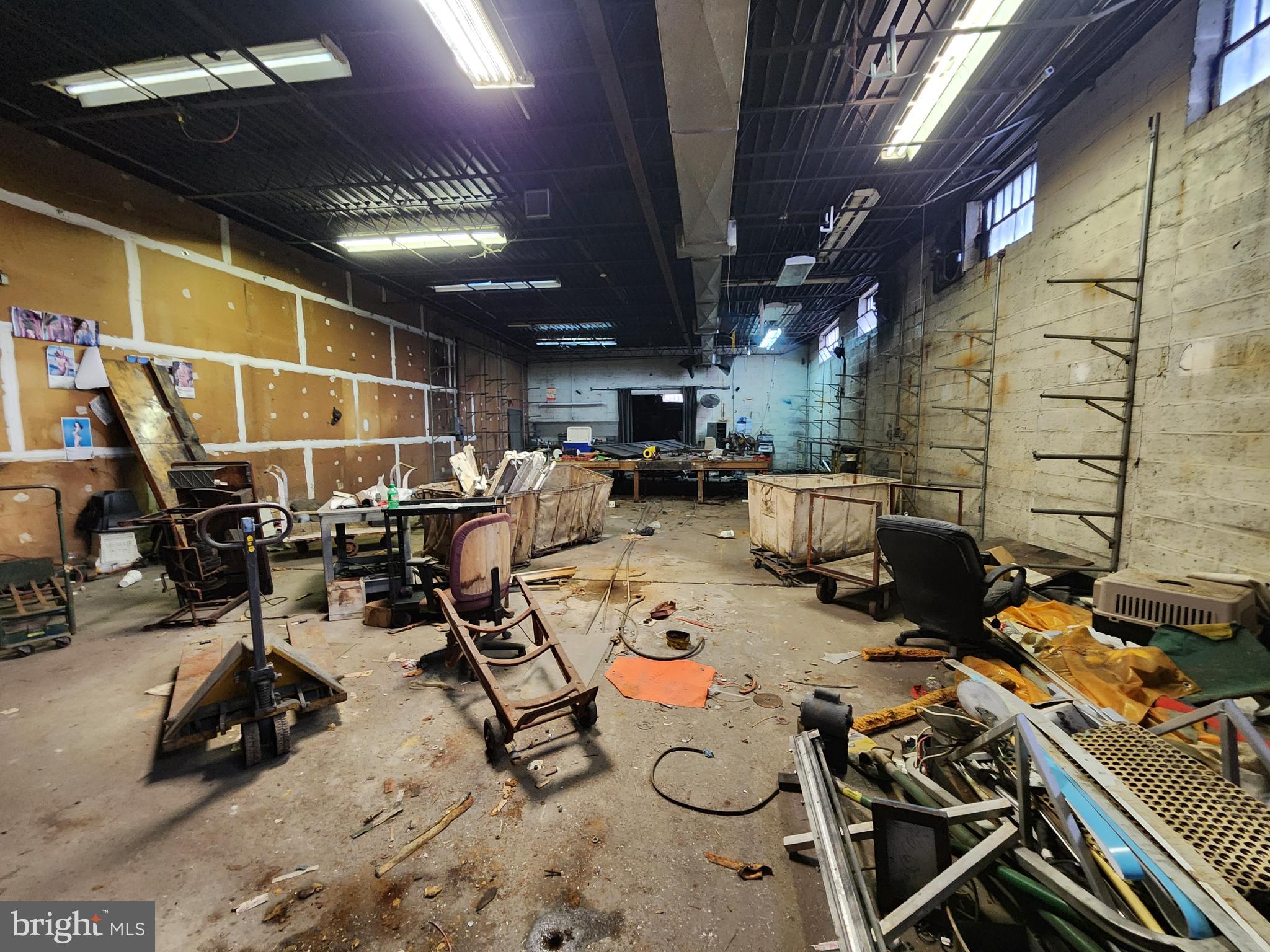 SHIPLEY HILL - Commercial Sale