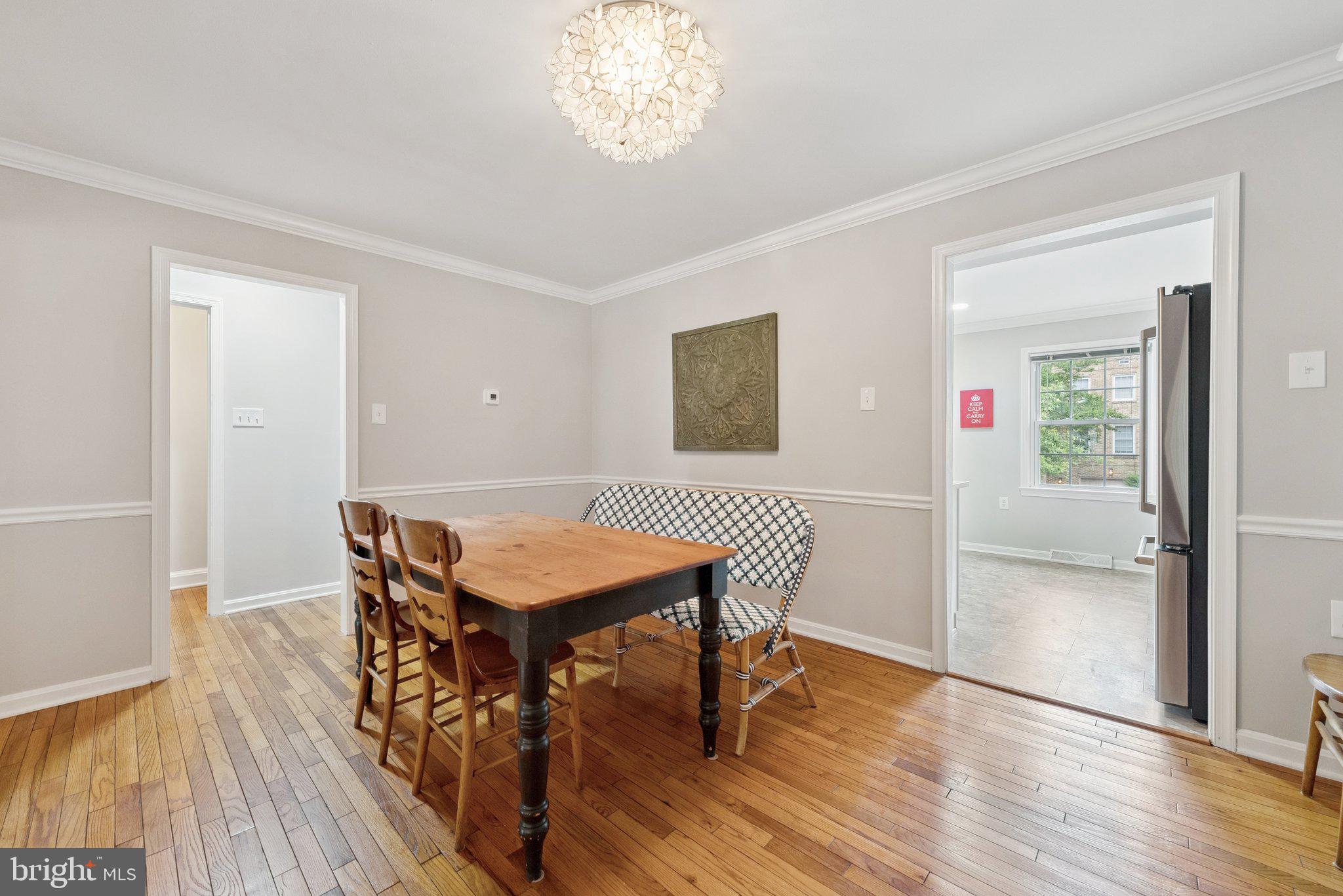 EXETER SQUARE - Residential