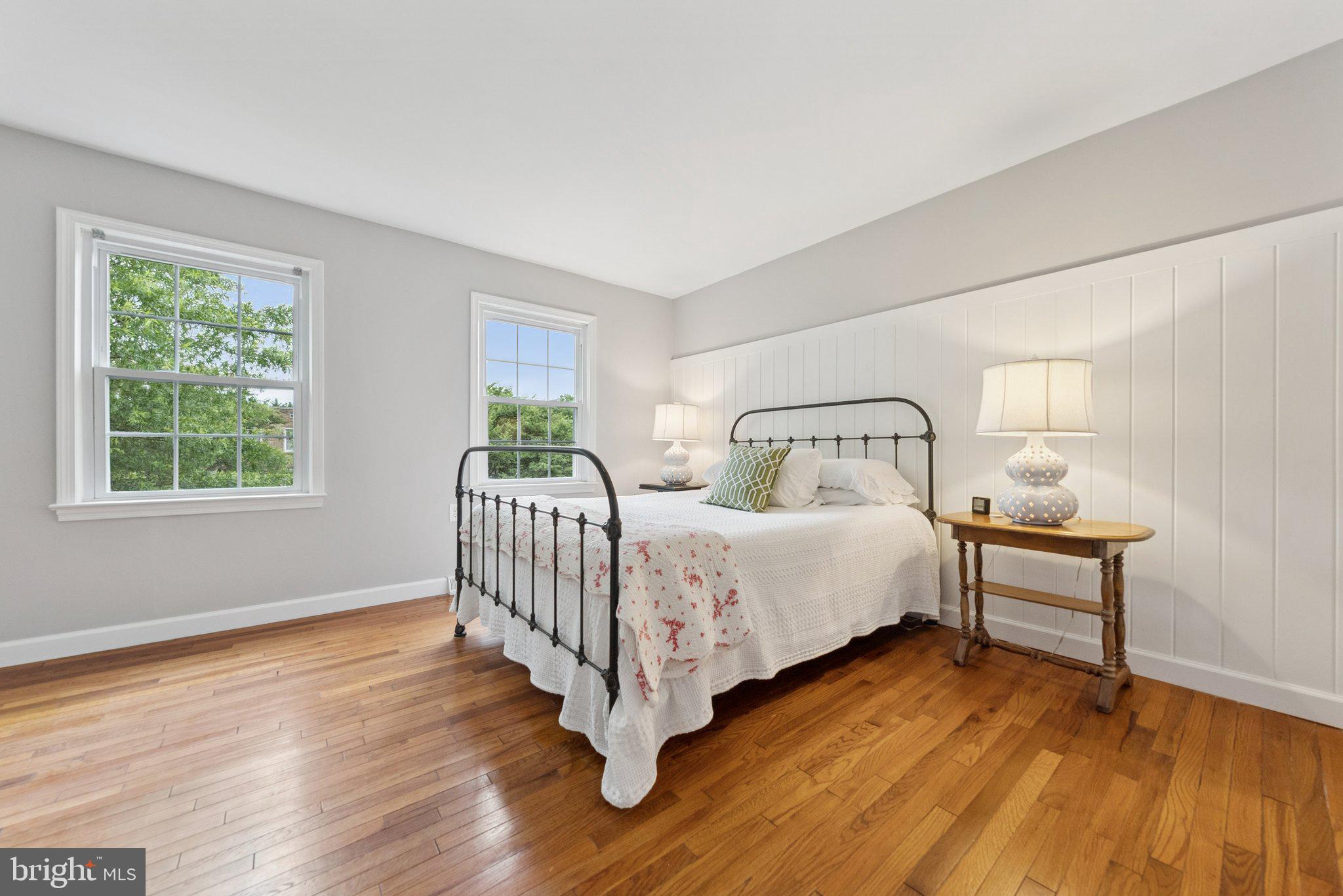 EXETER SQUARE - Residential