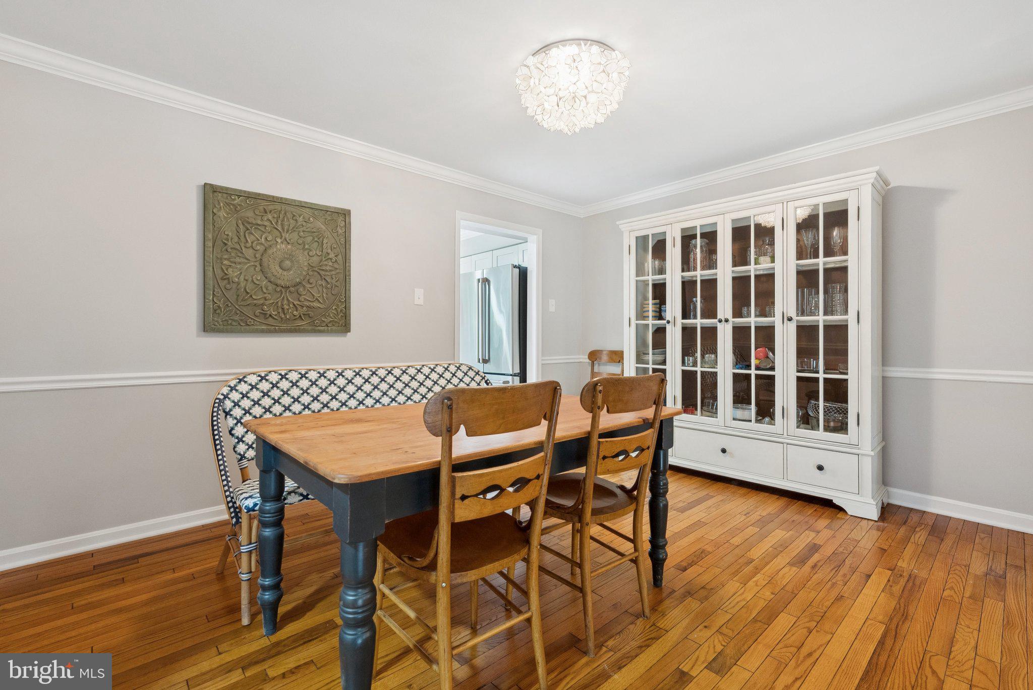 EXETER SQUARE - Residential