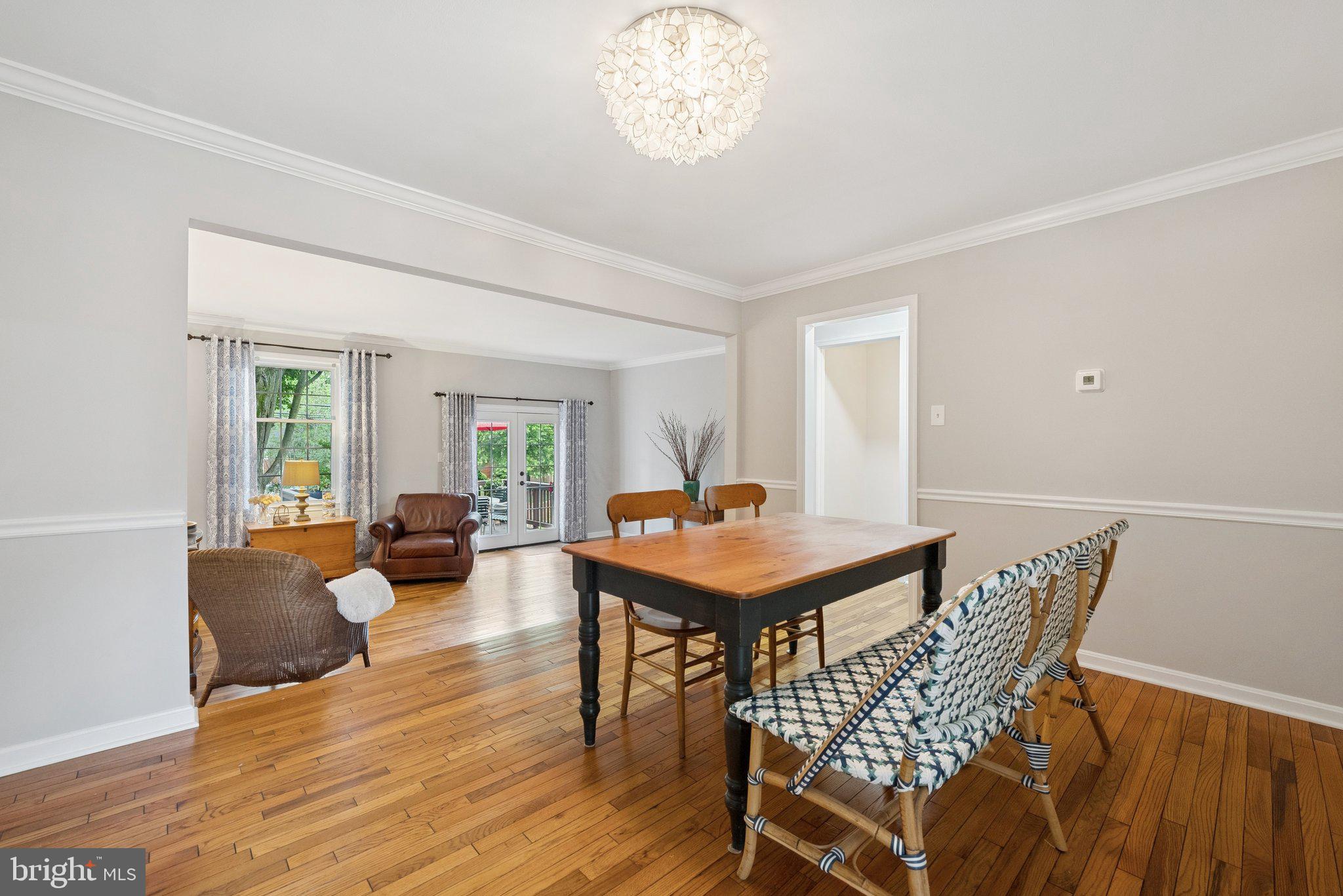 EXETER SQUARE - Residential