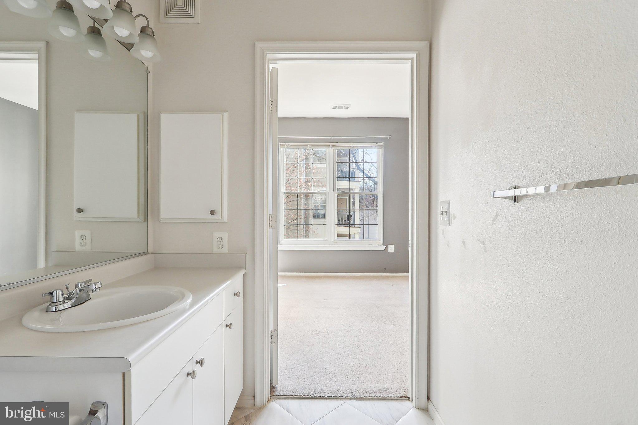 HIGH POINTE AT JEFFERSON - Residential