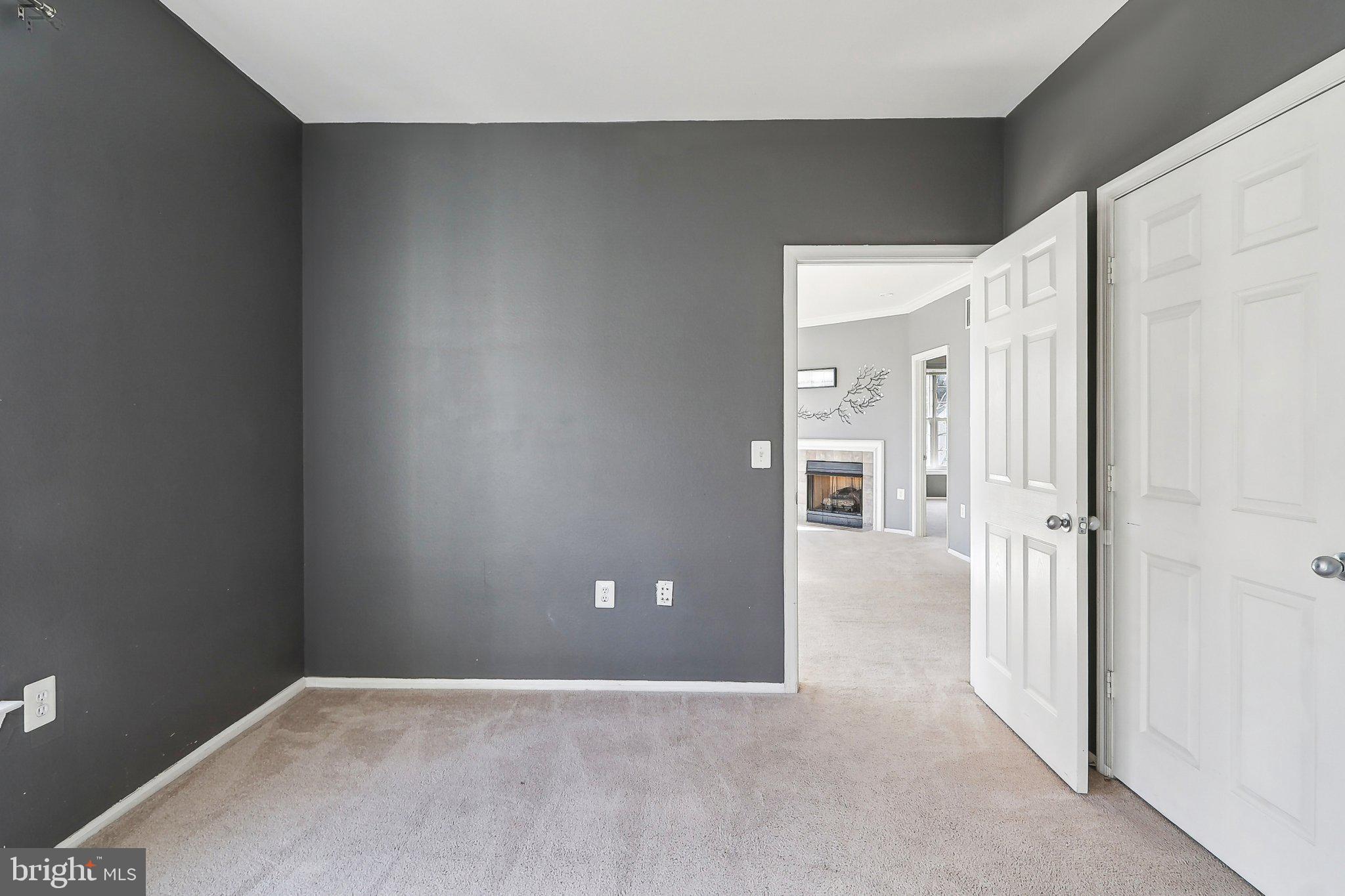 HIGH POINTE AT JEFFERSON - Residential