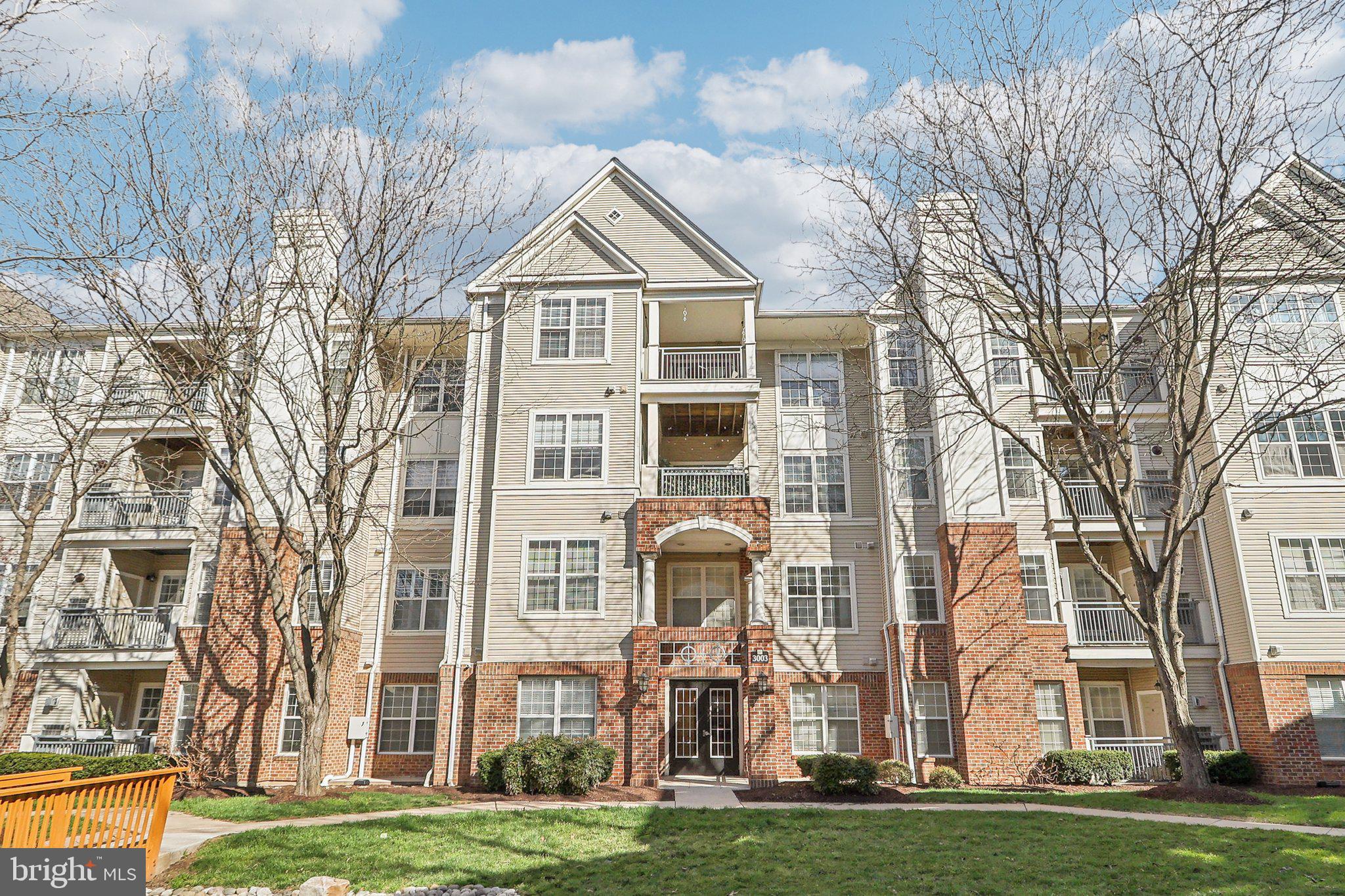 HIGH POINTE AT JEFFERSON - Residential