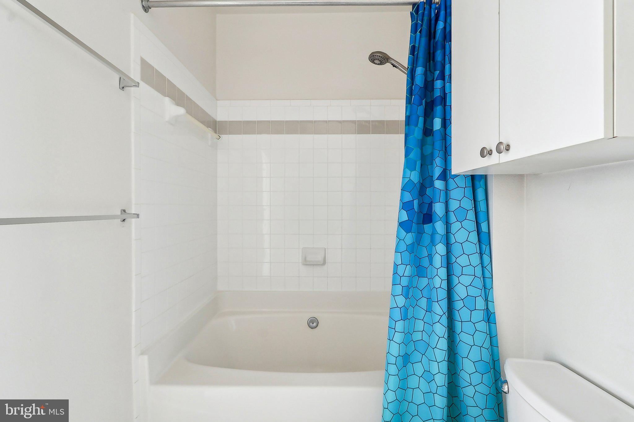 HIGH POINTE AT JEFFERSON - Residential