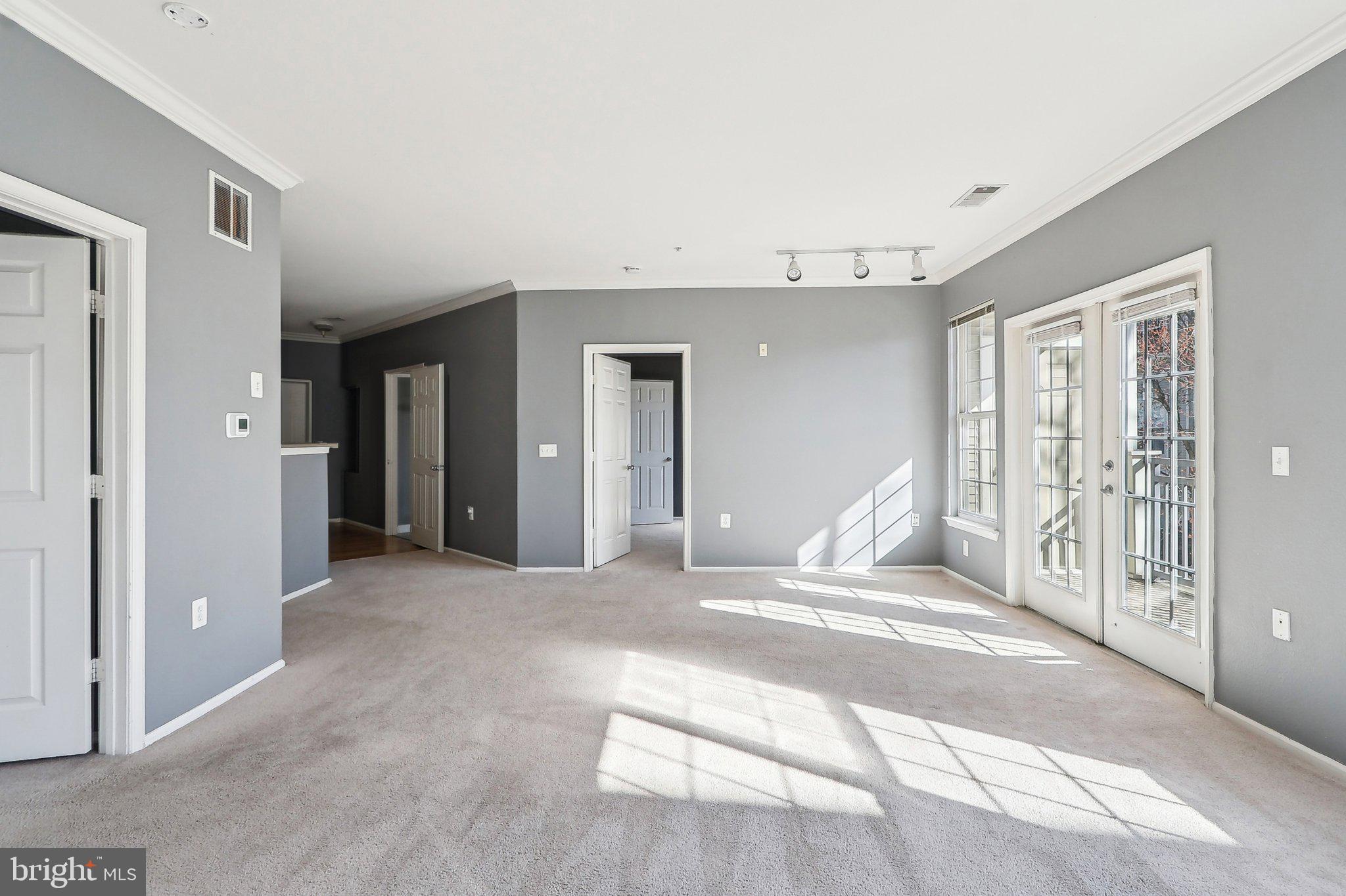 HIGH POINTE AT JEFFERSON - Residential