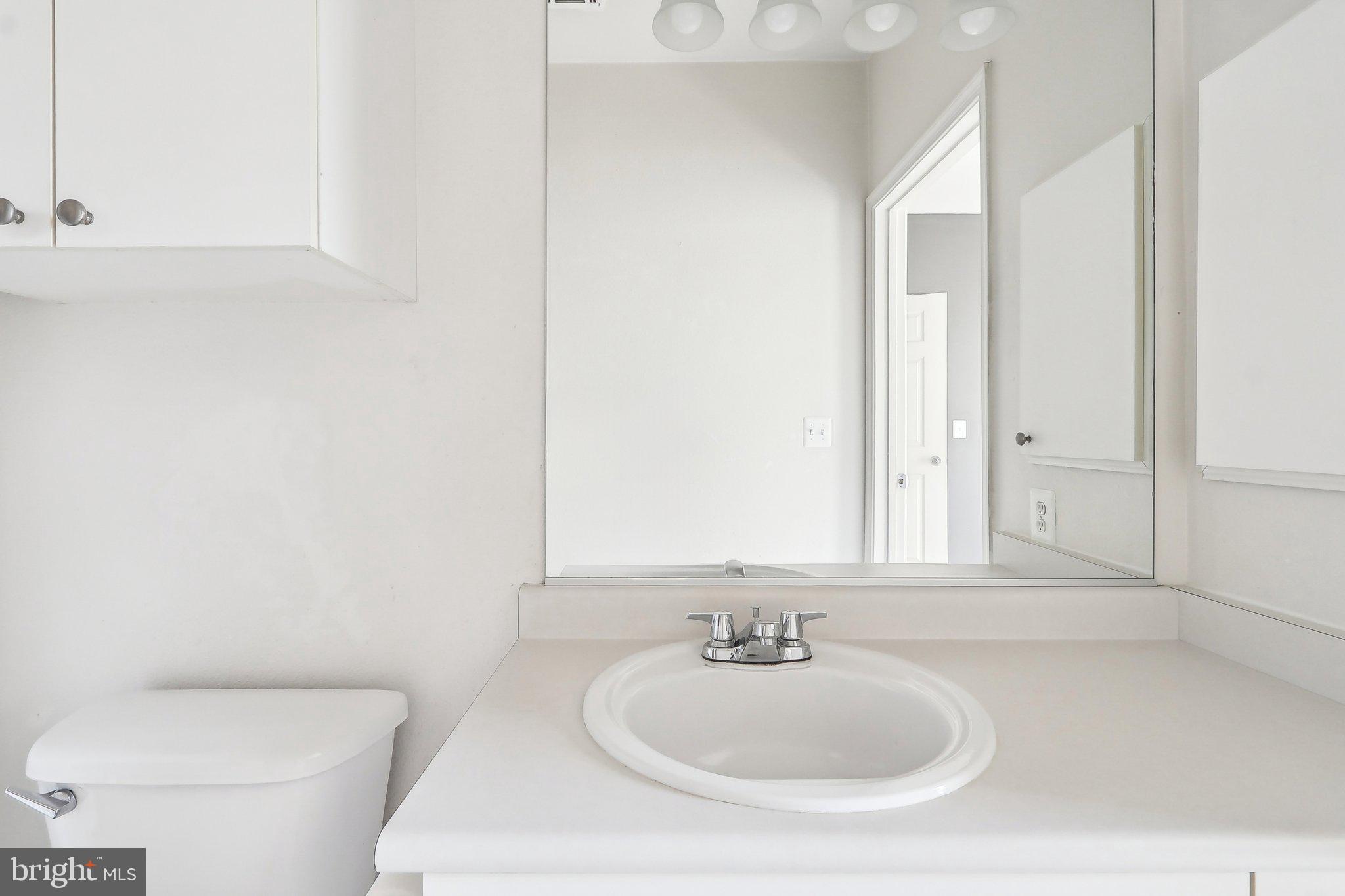 HIGH POINTE AT JEFFERSON - Residential