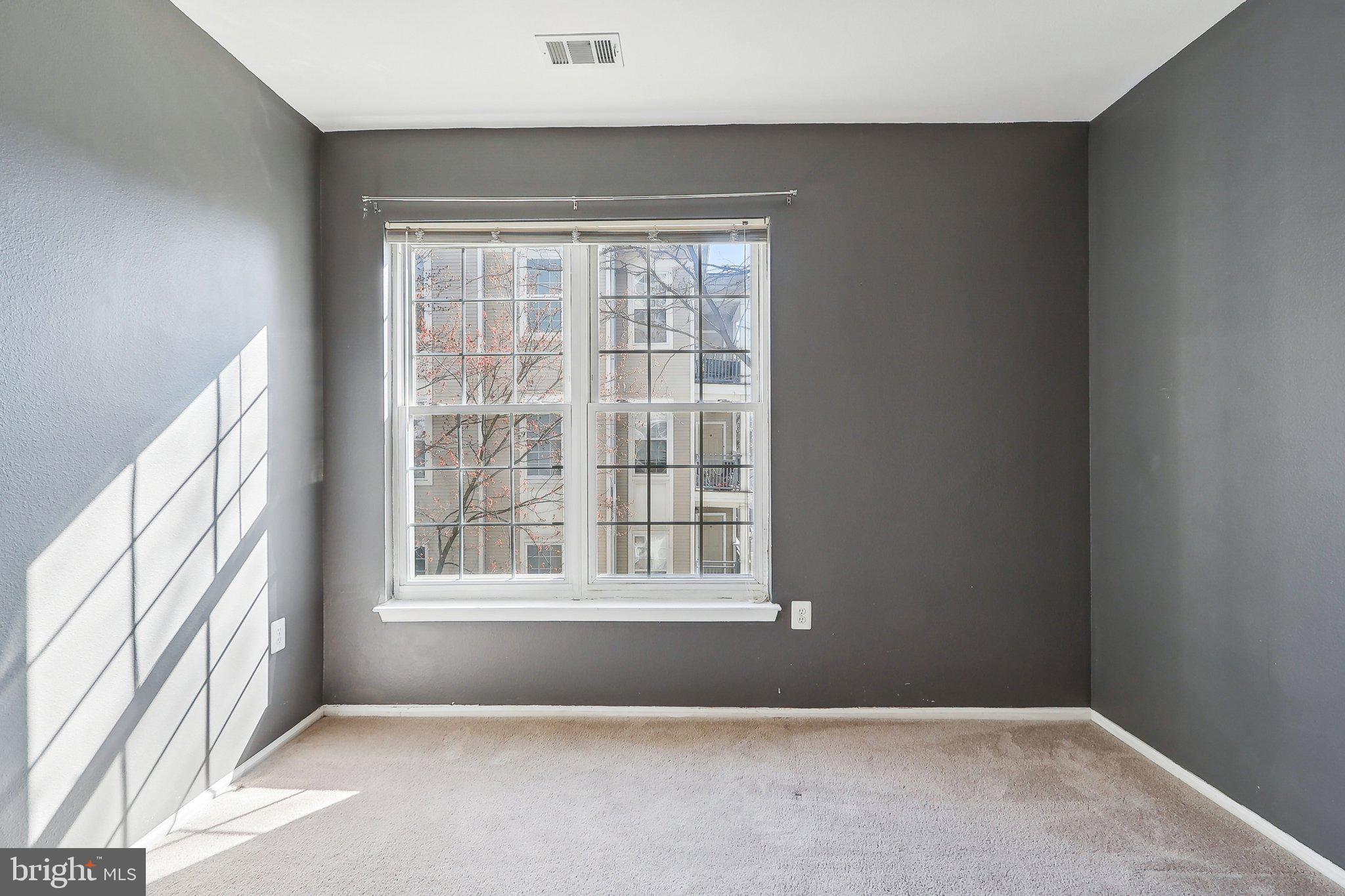 HIGH POINTE AT JEFFERSON - Residential