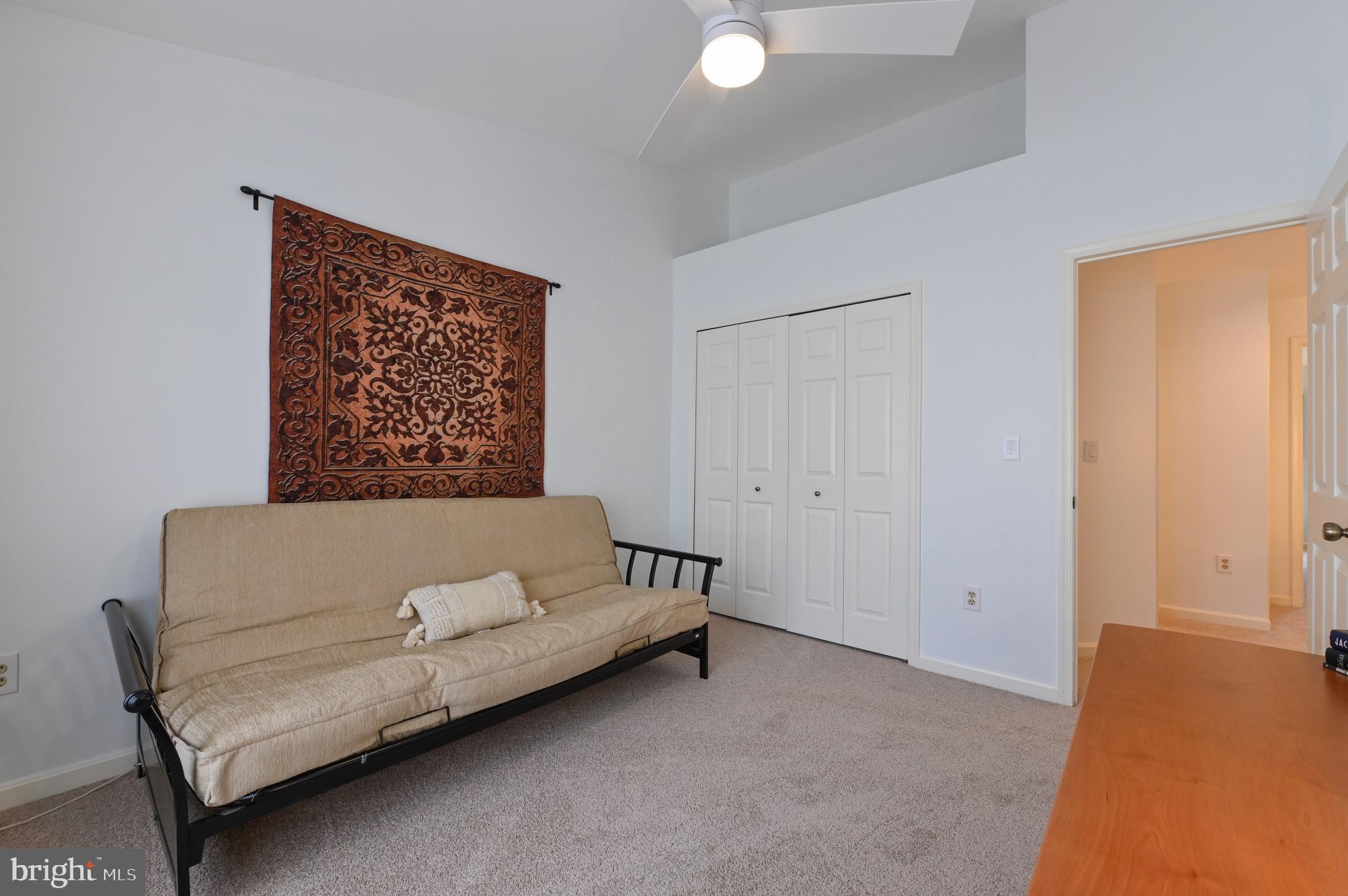 RIVA TRACE/SPRING PLACE - Residential