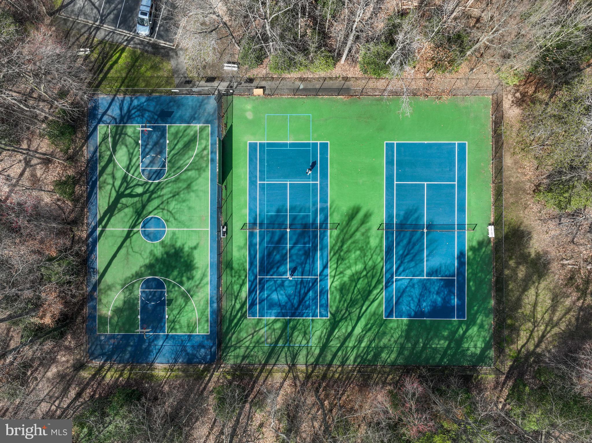 RIVA TRACE/SPRING PLACE - Residential