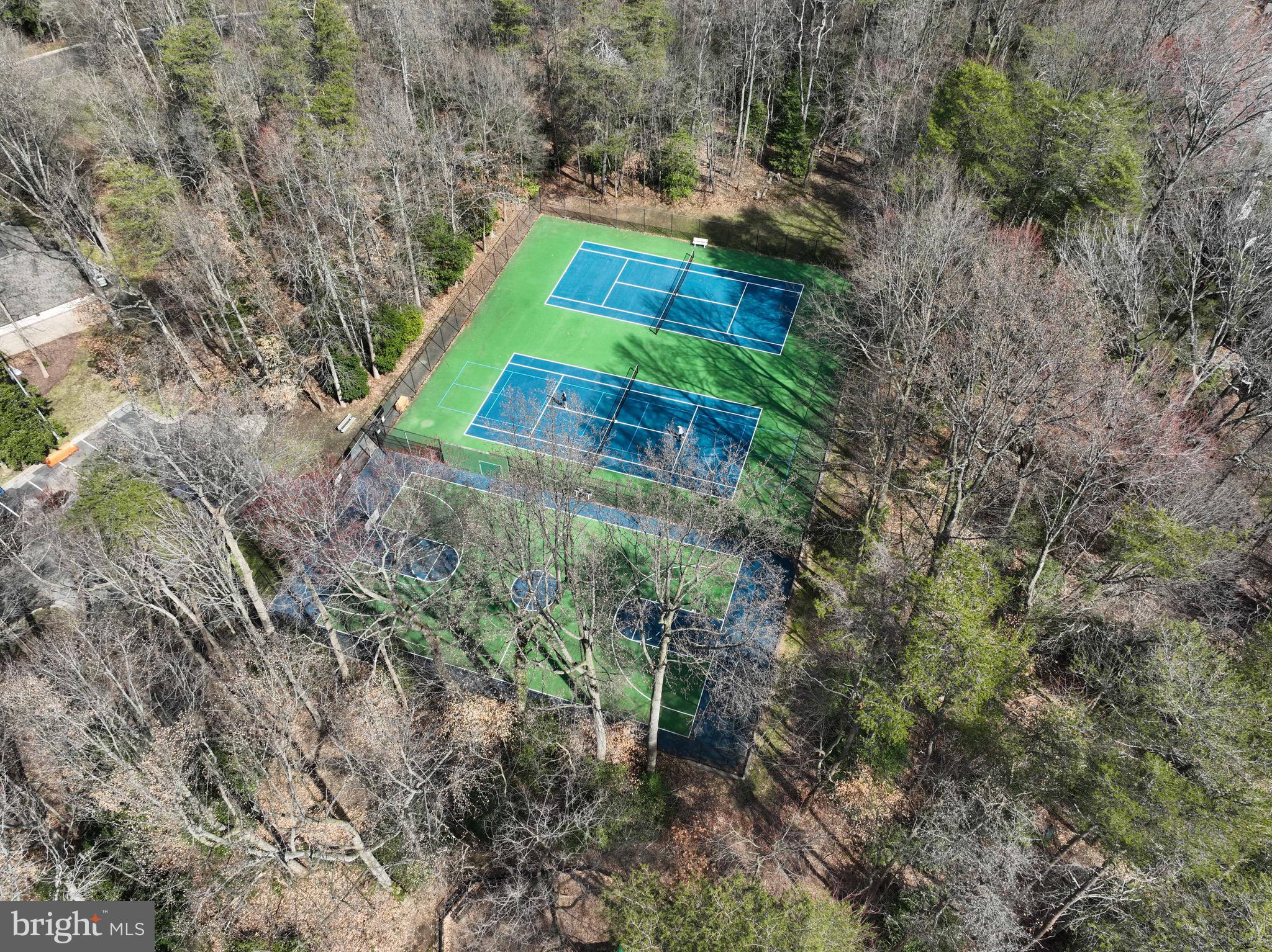 RIVA TRACE/SPRING PLACE - Residential