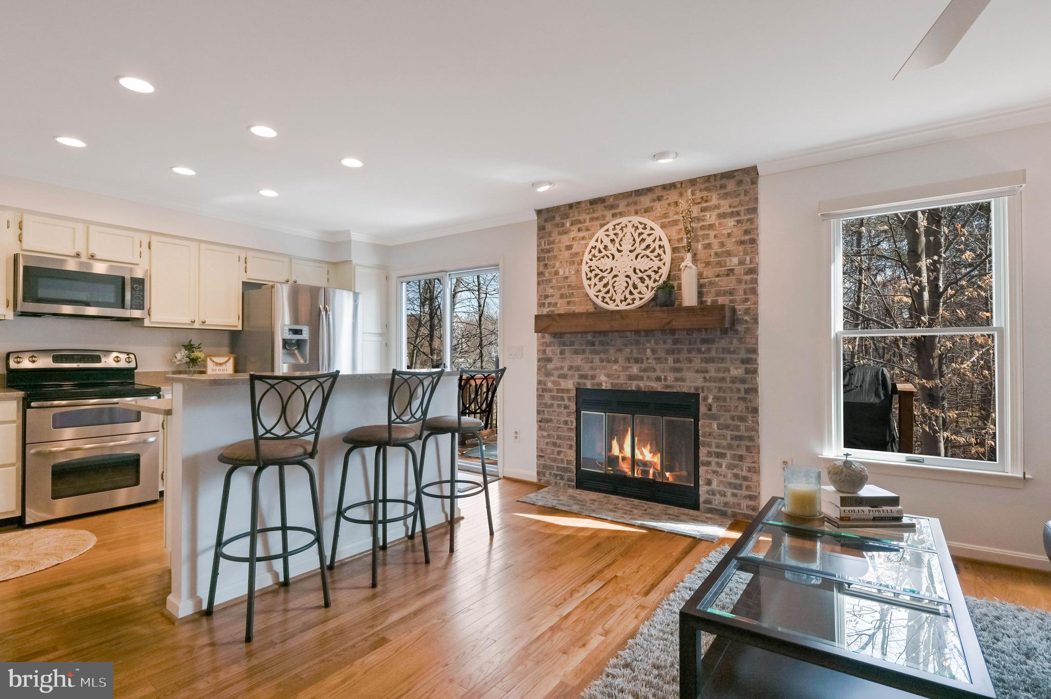 RIVA TRACE/SPRING PLACE - Residential