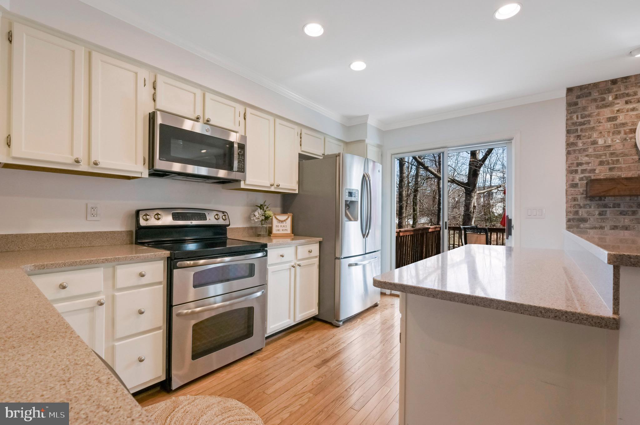 RIVA TRACE/SPRING PLACE - Residential