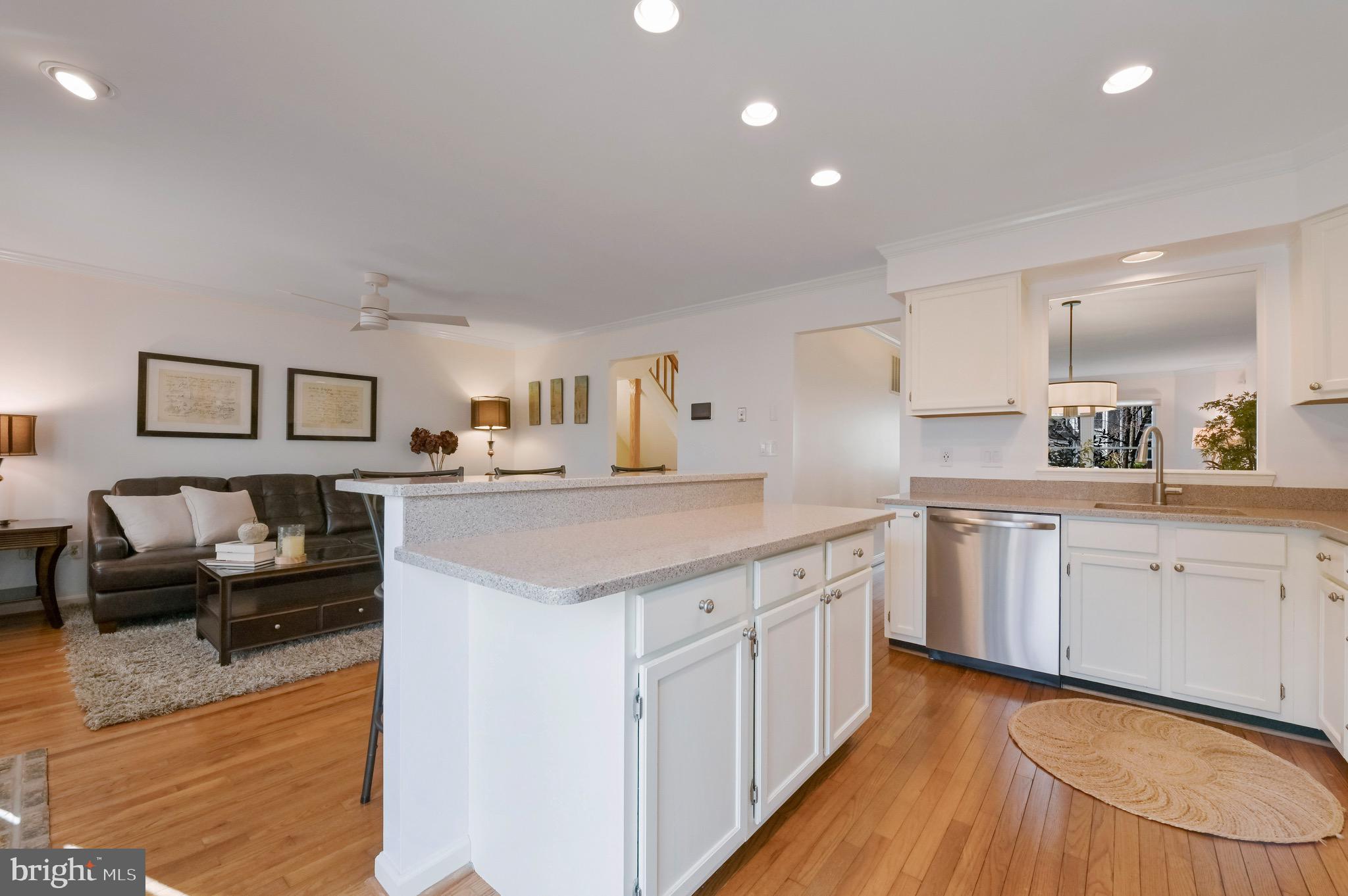 RIVA TRACE/SPRING PLACE - Residential