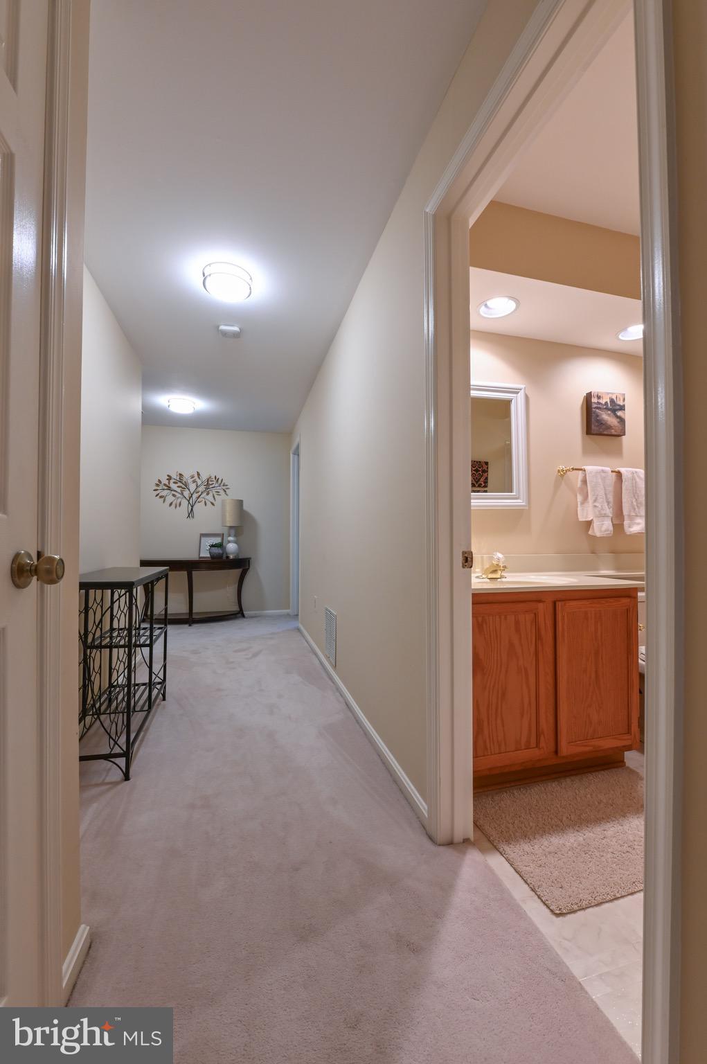 RIVA TRACE/SPRING PLACE - Residential