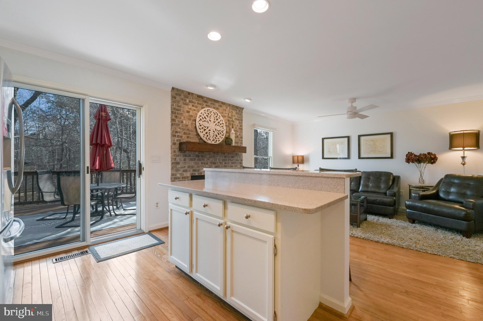 RIVA TRACE/SPRING PLACE - Residential