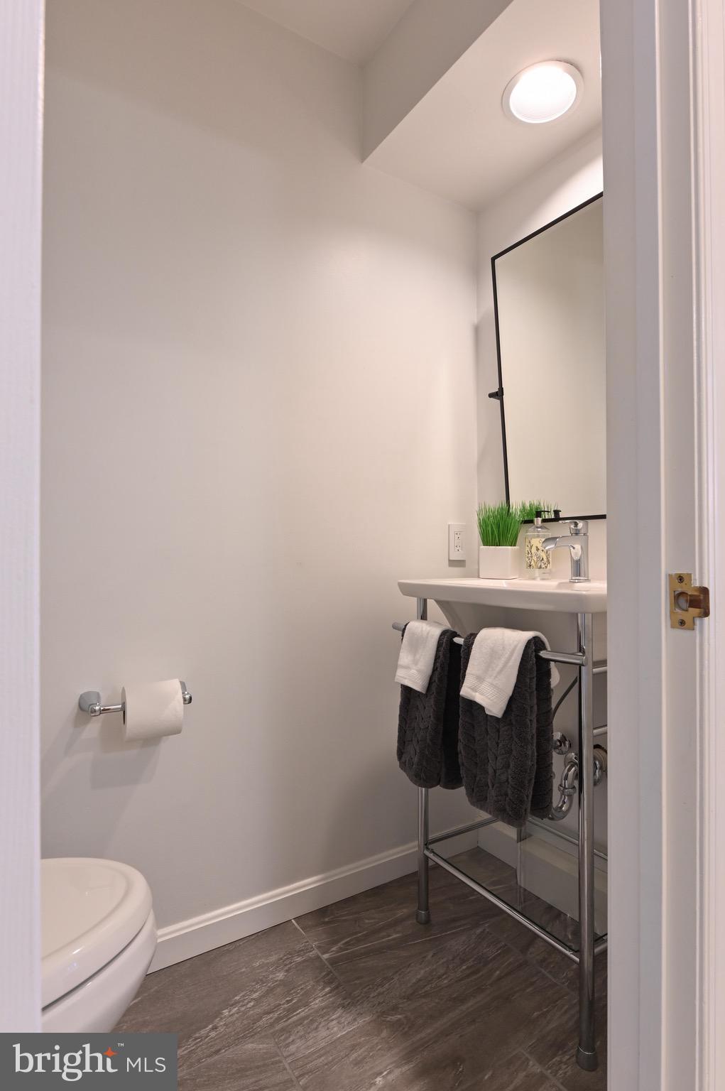 RIVA TRACE/SPRING PLACE - Residential