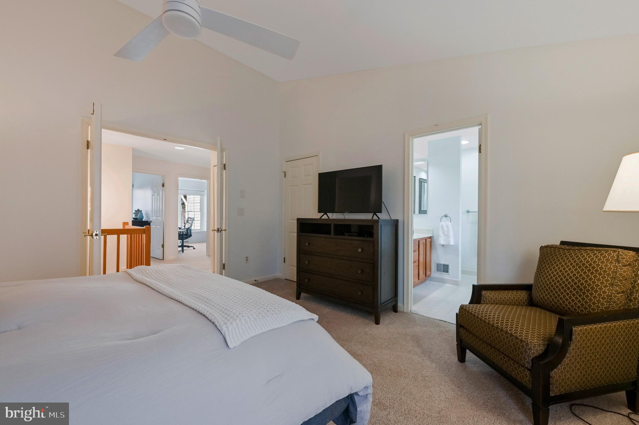 RIVA TRACE/SPRING PLACE - Residential