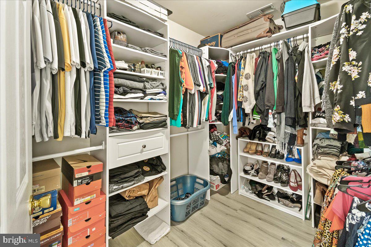 ST JAMES VILLAGE NORTH - Residential