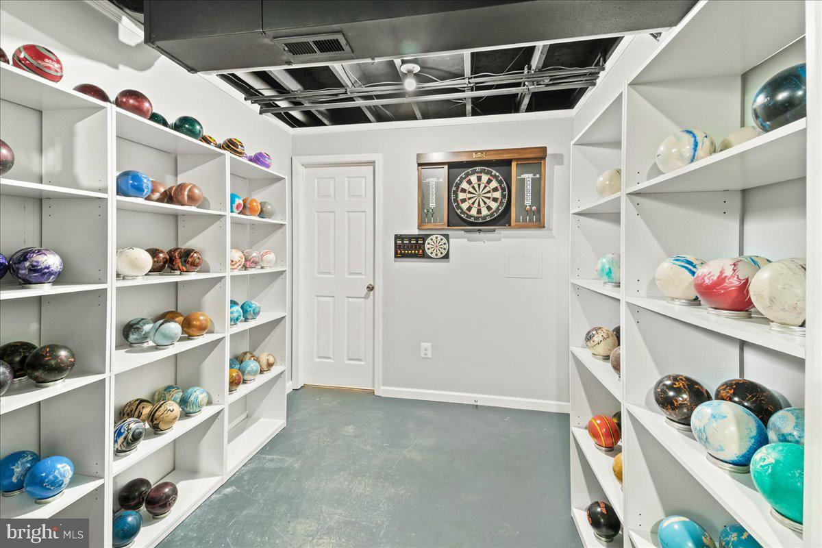 ST JAMES VILLAGE NORTH - Residential