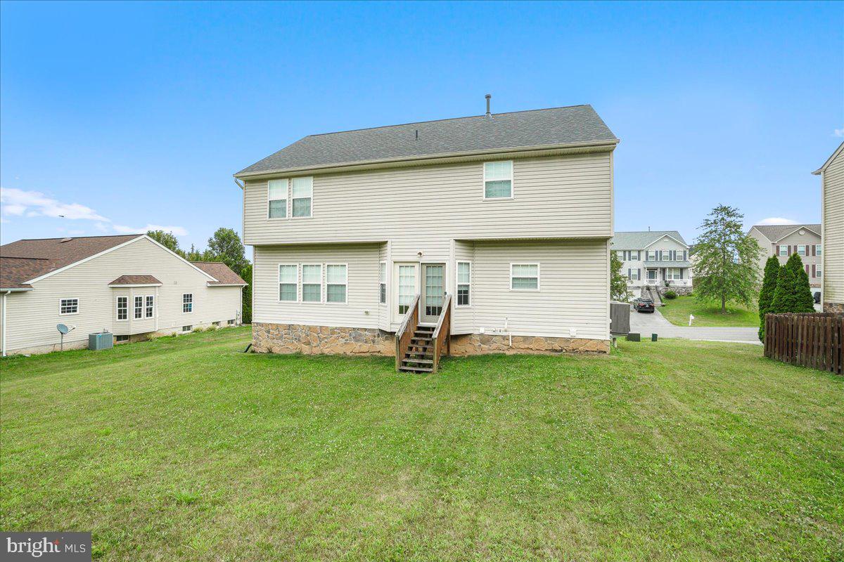 ST JAMES VILLAGE NORTH - Residential