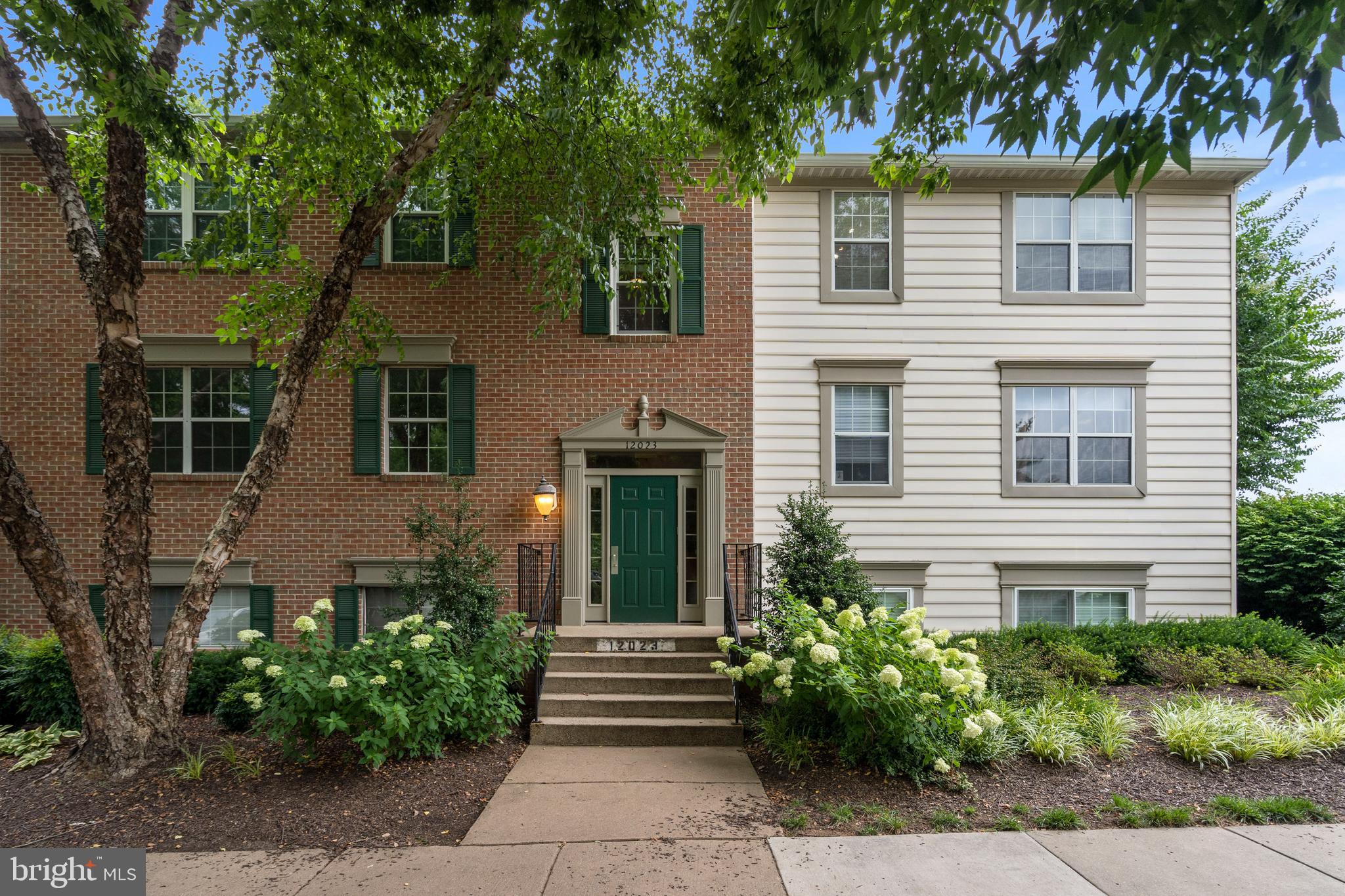 12023 GOLF RIDGE COURT 201