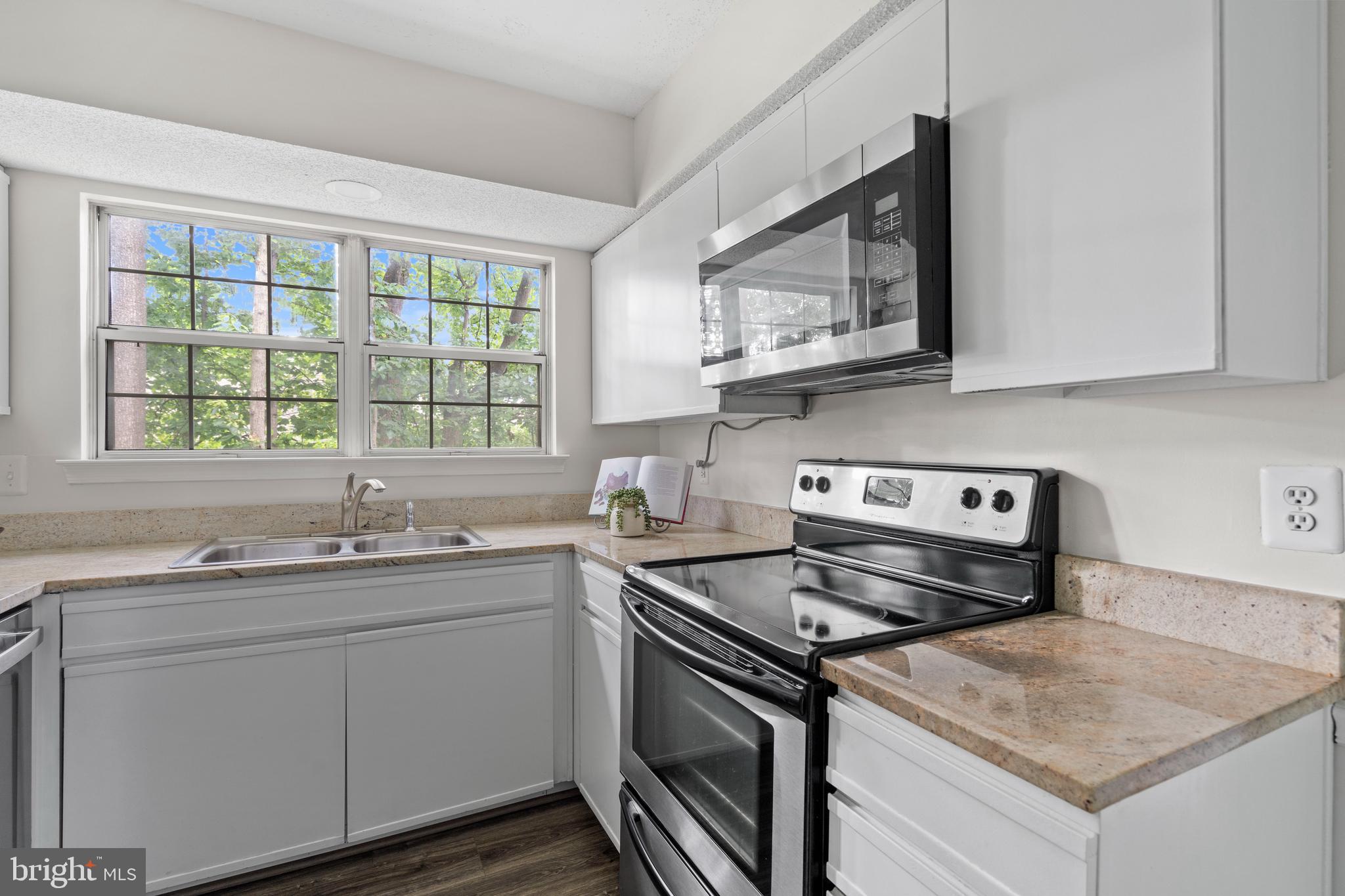 12023 GOLF RIDGE COURT 201
