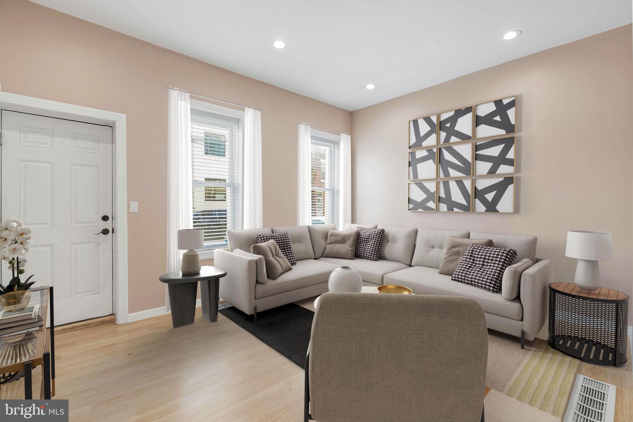 EAST KENSINGTON - Residential