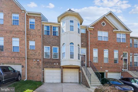 20679 RIPTIDE SQUARE STERLING VA 20165
