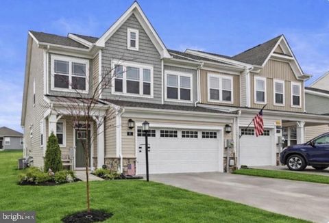 Townhouse For Sale - 61 Boneset Drive<br/> GETTYSBURG, PA 17325