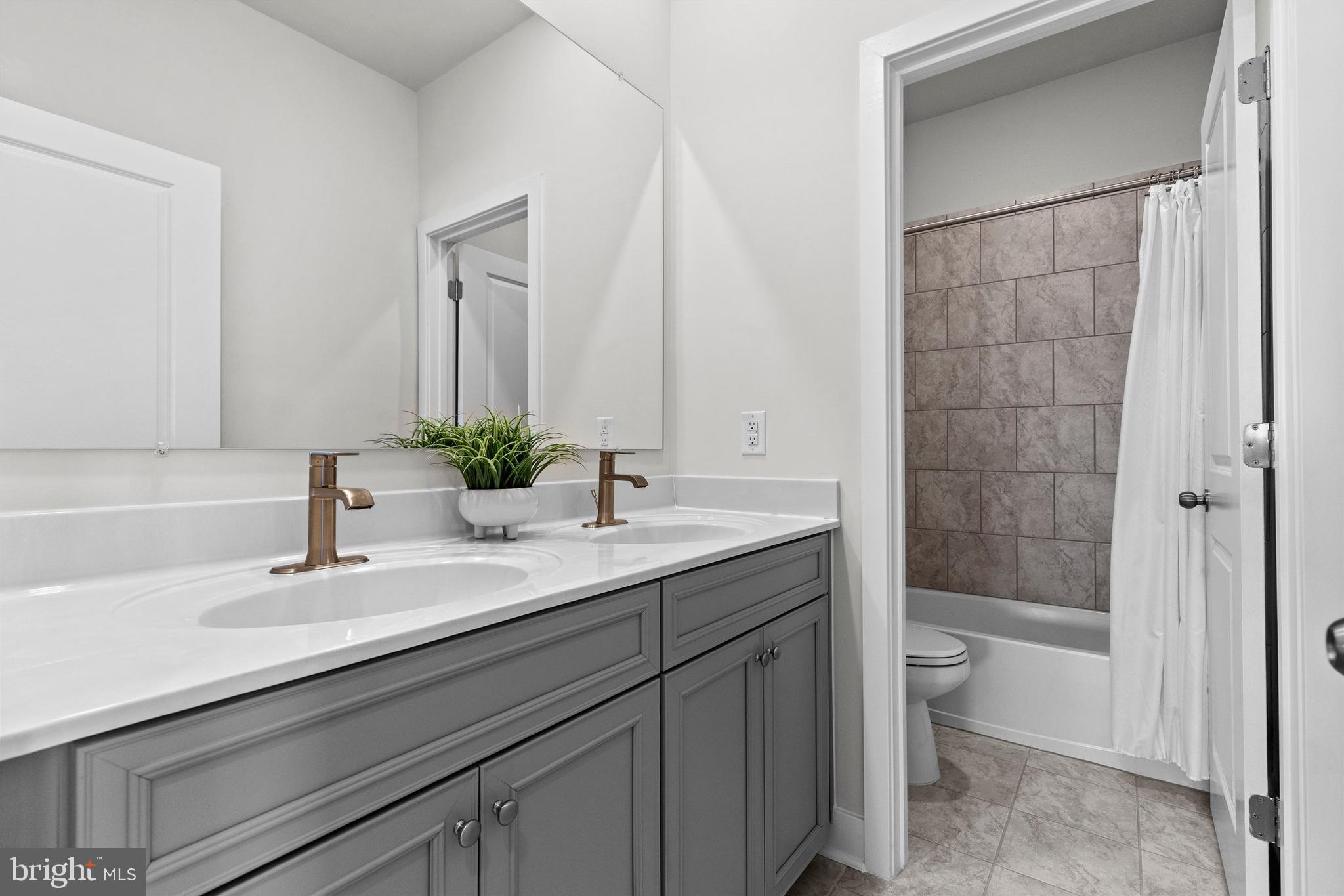 AMBLEBROOK - Residential