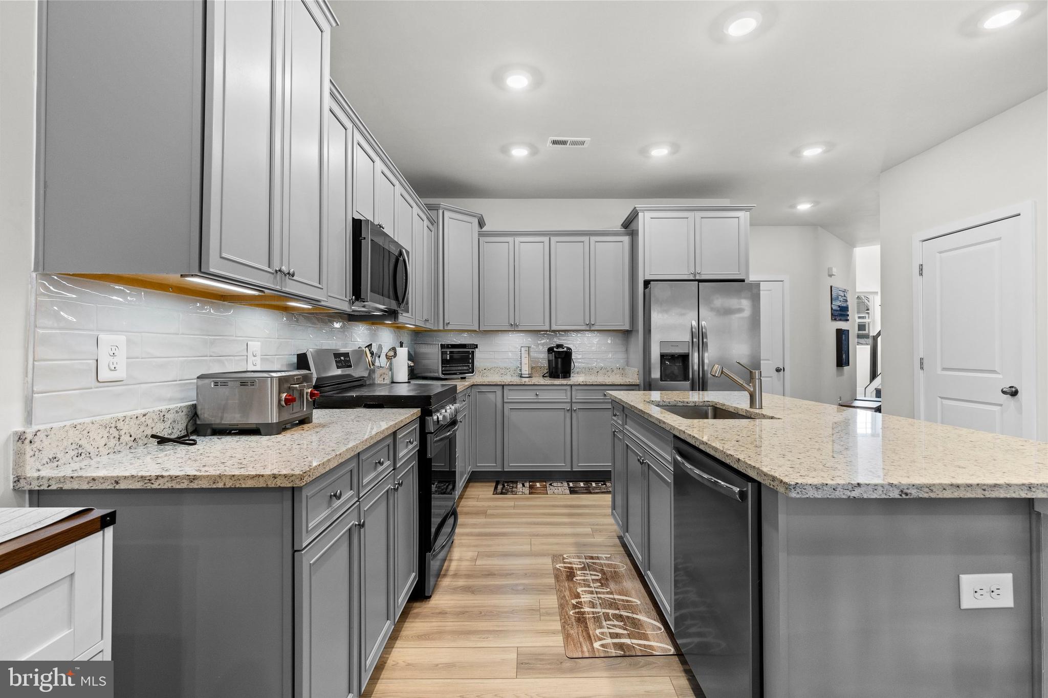 AMBLEBROOK - Residential