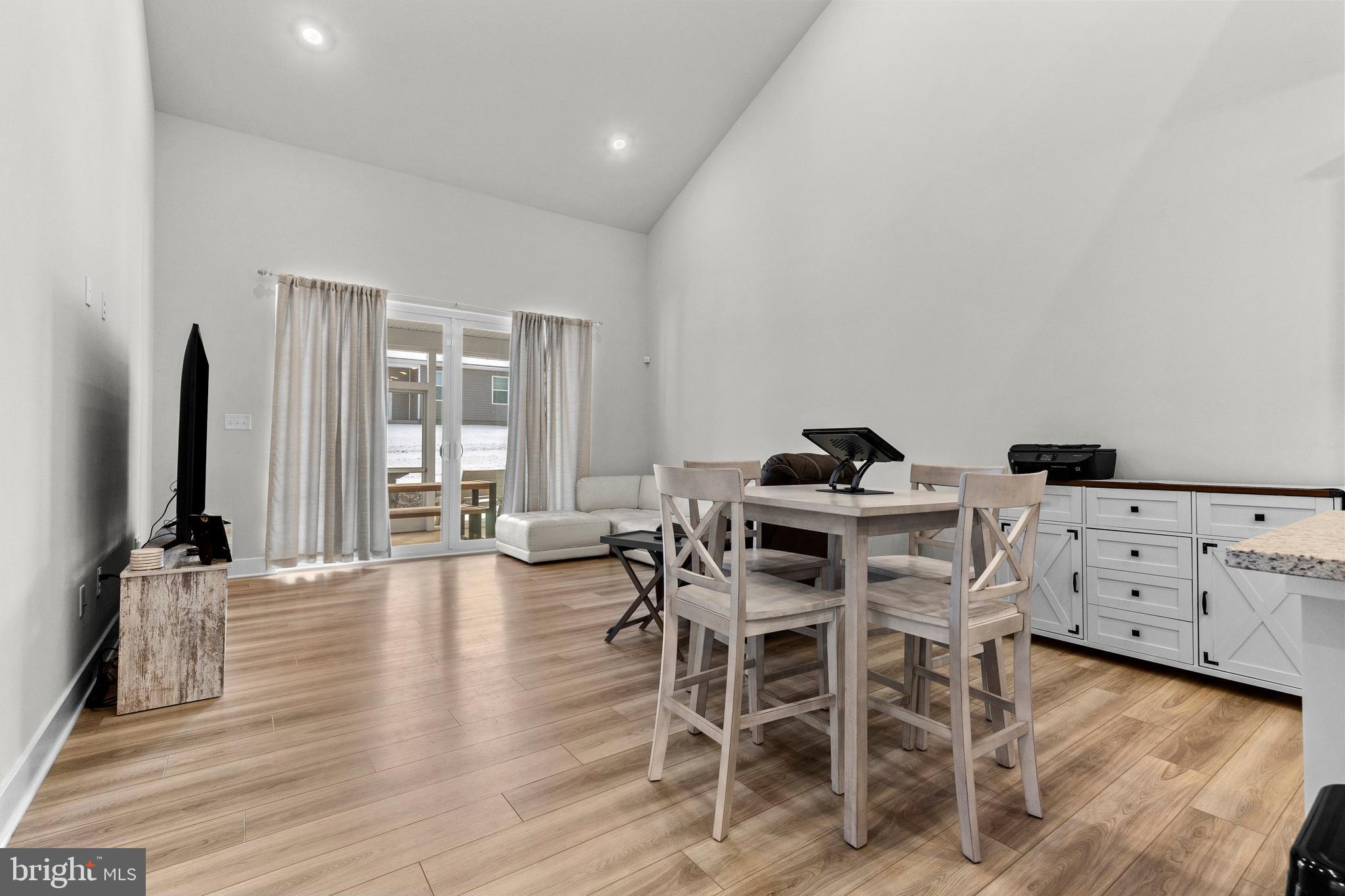 AMBLEBROOK - Residential