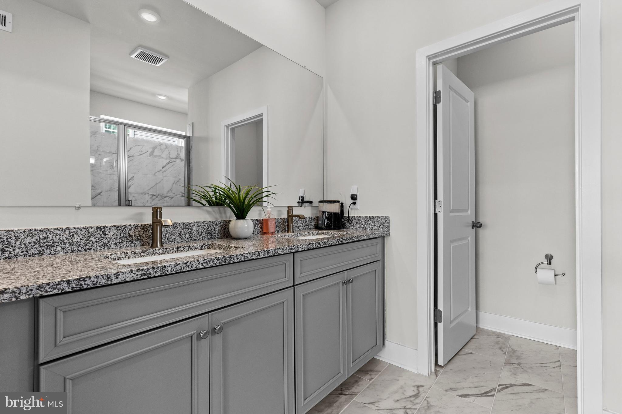 AMBLEBROOK - Residential