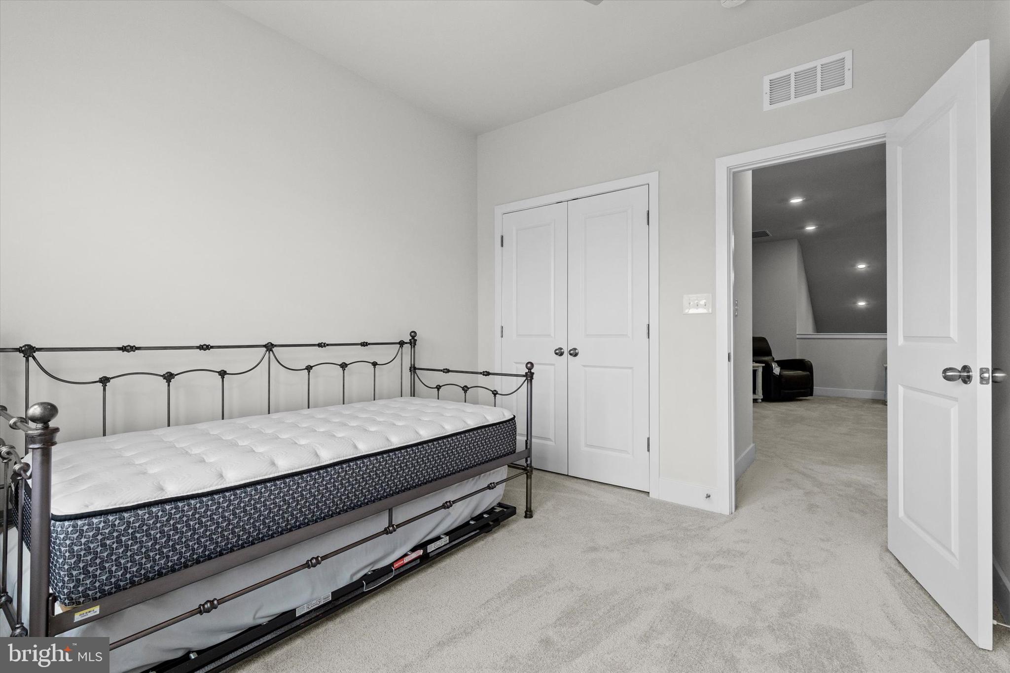 AMBLEBROOK - Residential