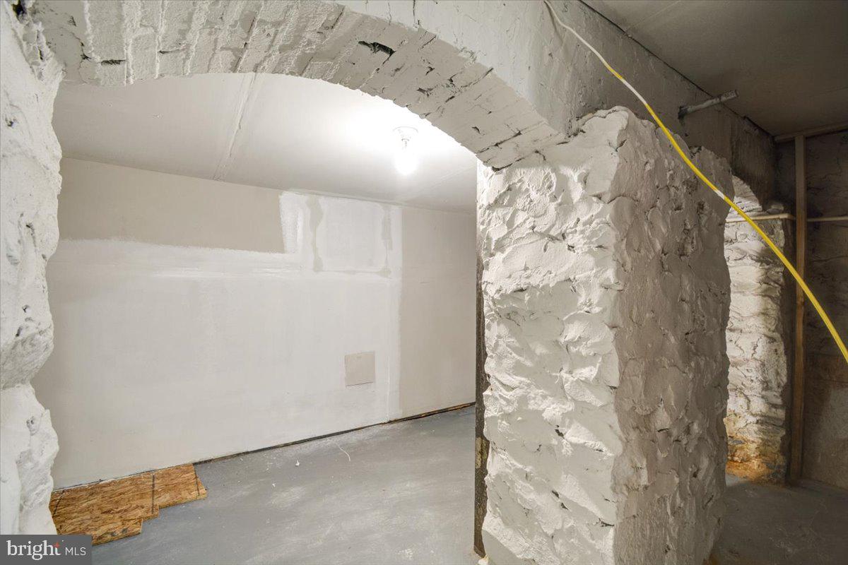 EDMONDSON VILLAGE - Residential