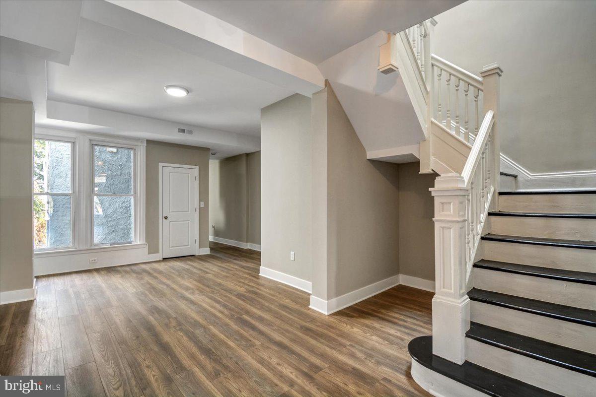 EDMONDSON VILLAGE - Residential