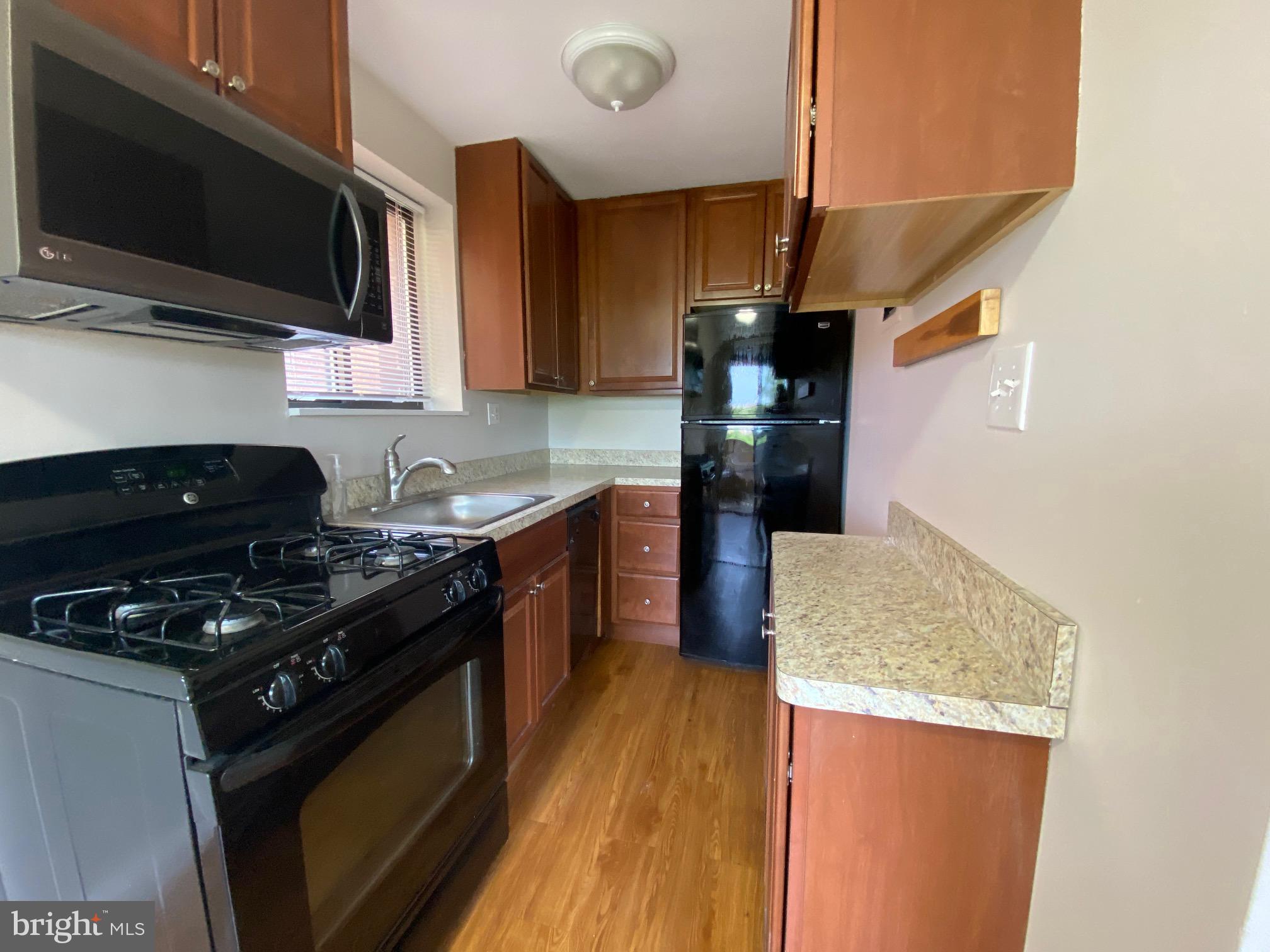 1581 N COLONIAL TERRACE 301-X